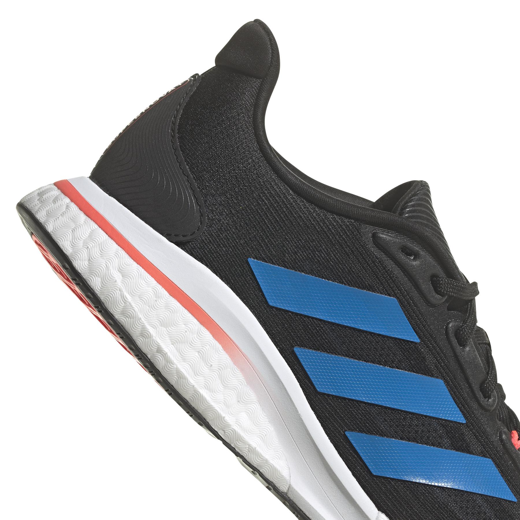 product/a/d/adidas_gx2910_8_footwear_photography_detail_view_1_white_000.jpg