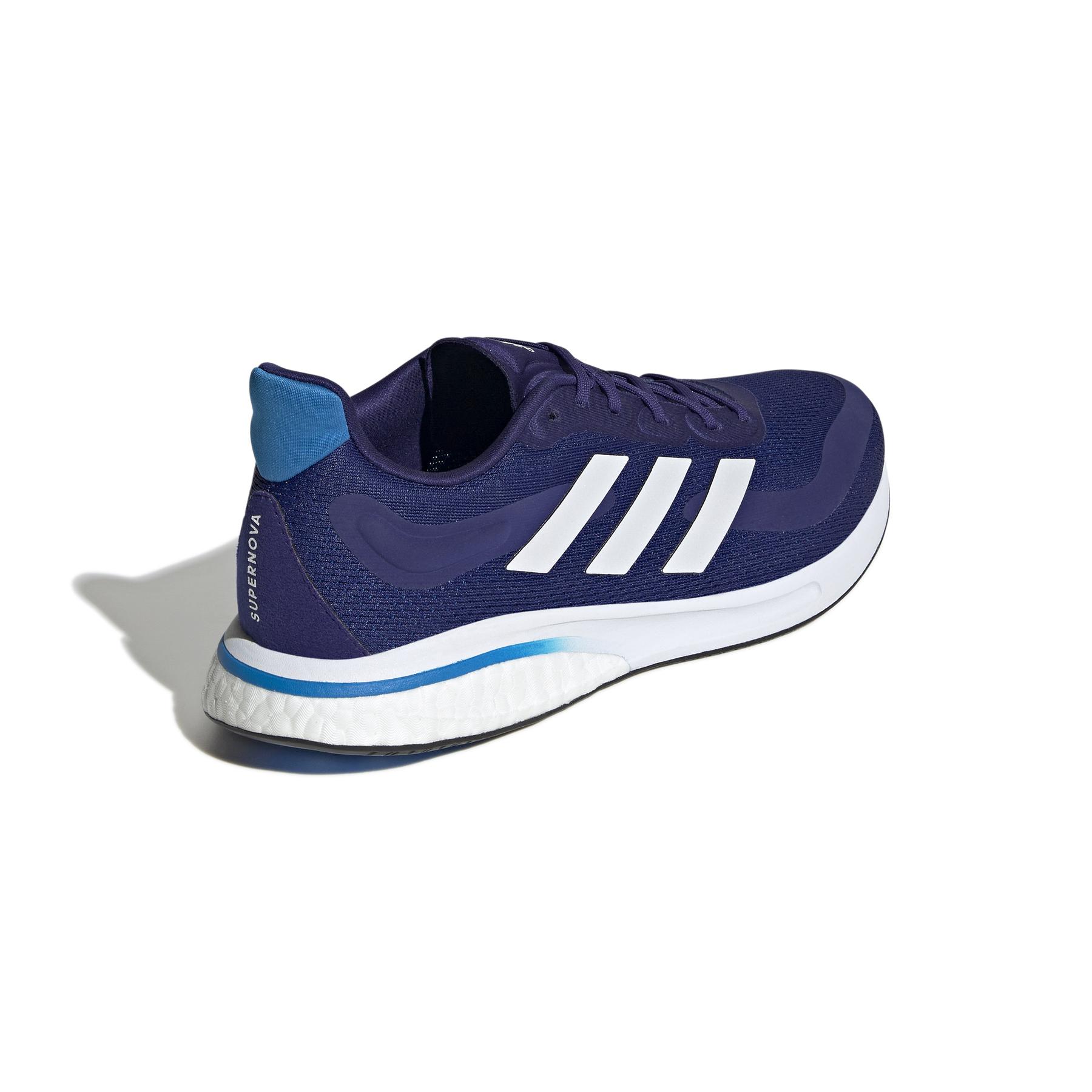 product/a/d/adidas_gx2962_7_footwear_photography_back_lateral_top_view_white_000.jpg