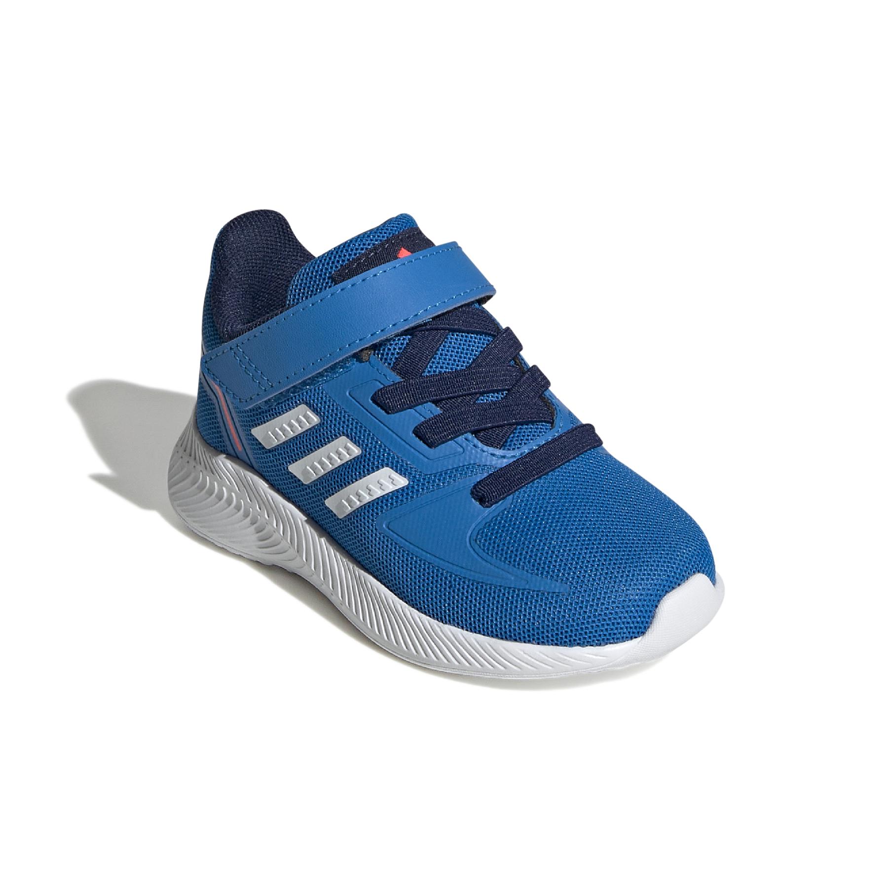 product/a/d/adidas_gx3541_6_footwear_photography_front_lateral_top_view_white_000.jpg