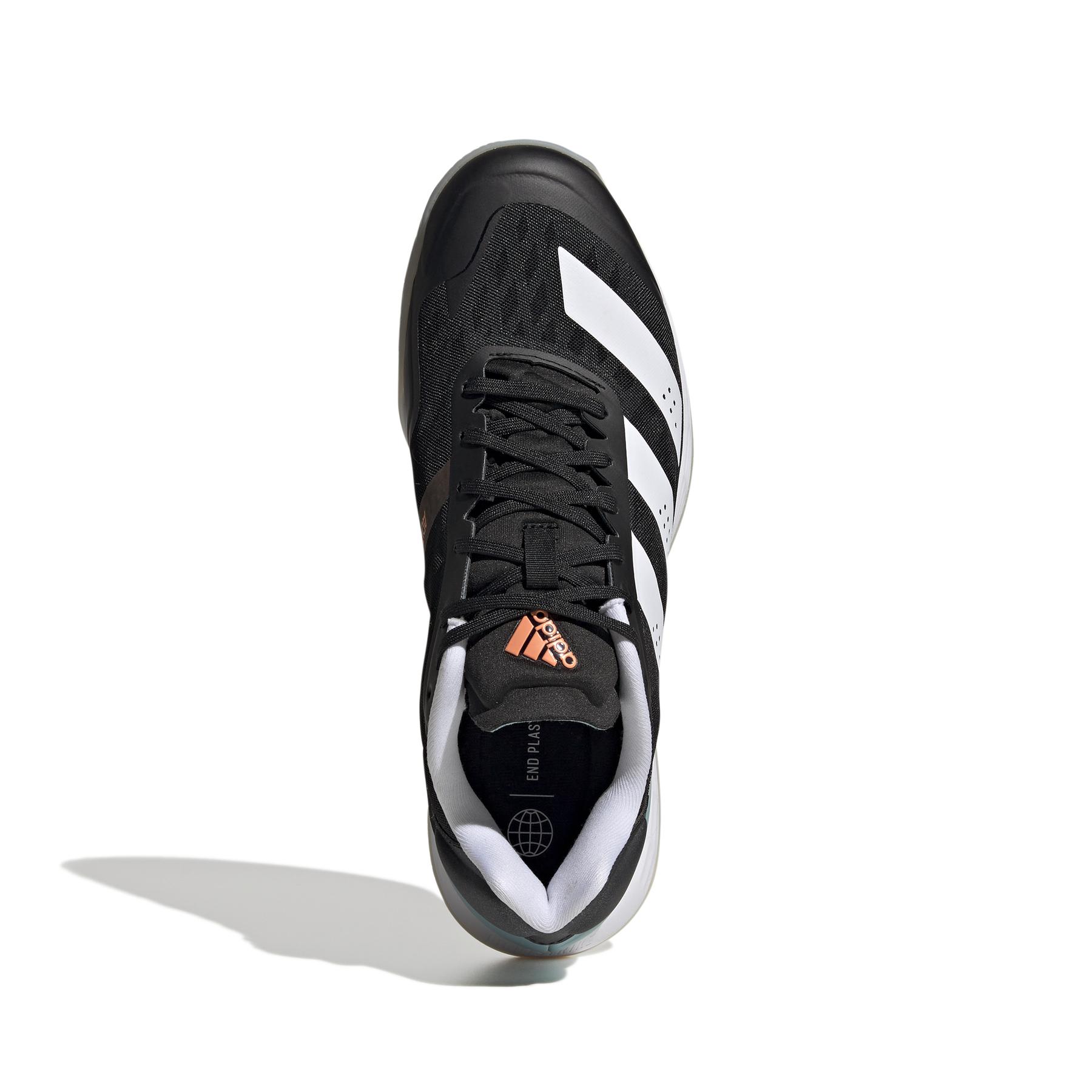product/a/d/adidas_gx3770_3_footwear_photography_top_portrait_view_white_000.jpg