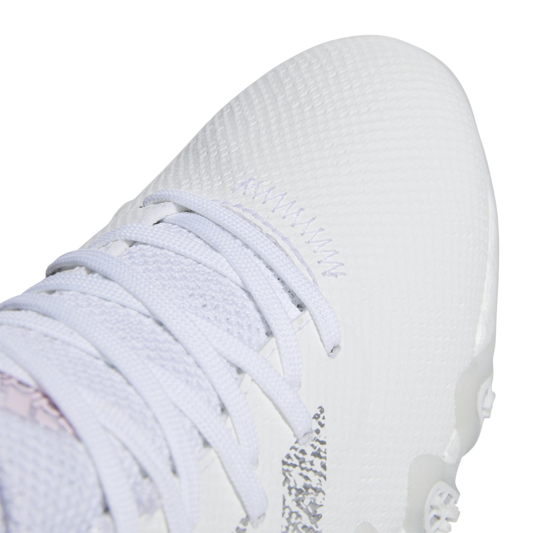 product/a/d/adidas_gx3933_8_footwear_photography_detail_view_1_white_000.jpg