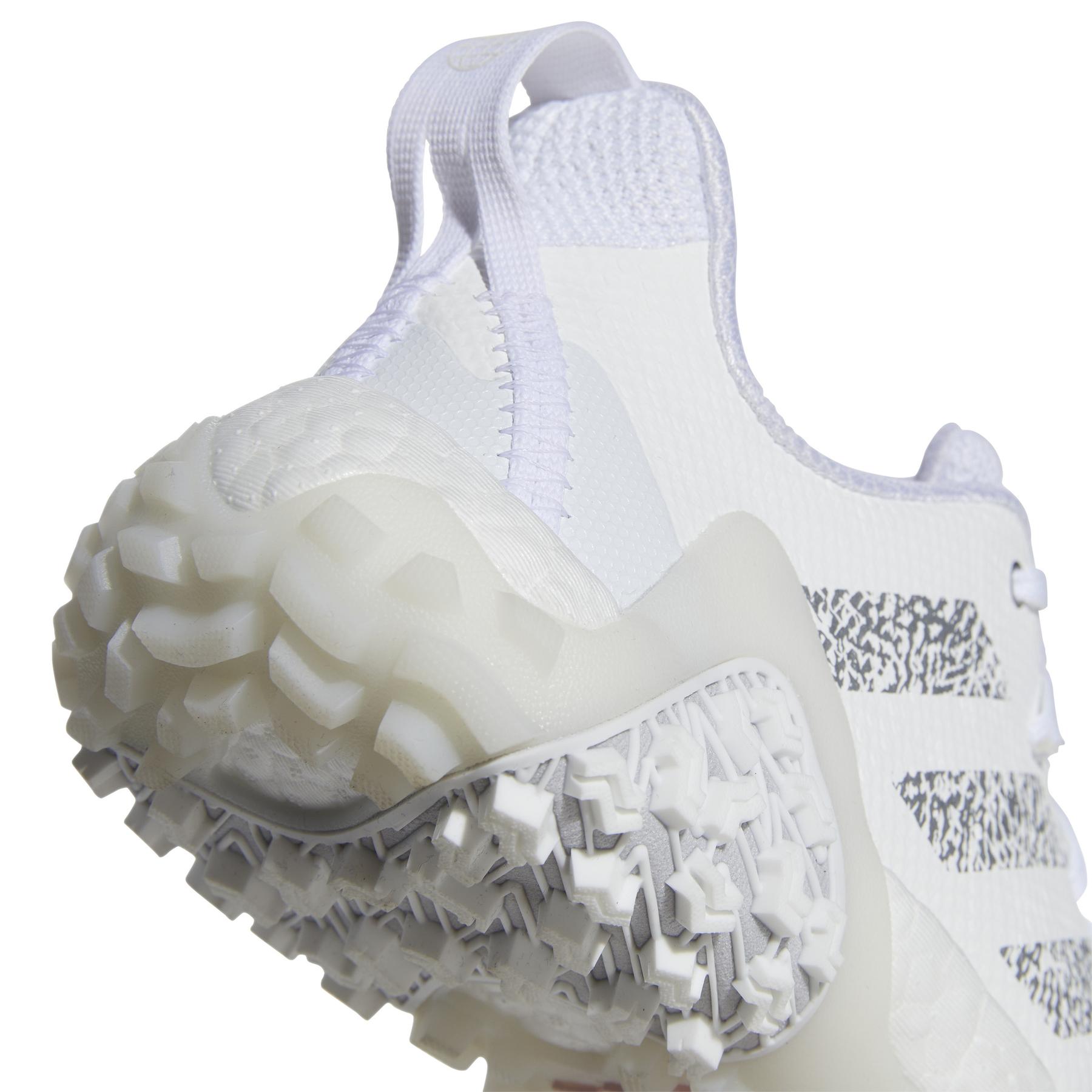 product/a/d/adidas_gx3933_9_footwear_photography_detail_view_2_white_000.jpg