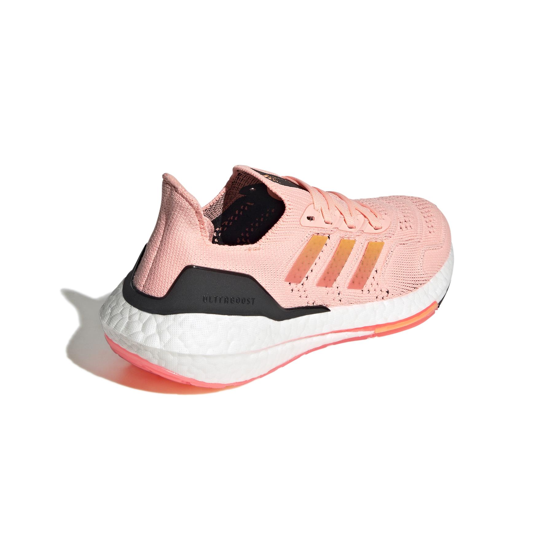 product/a/d/adidas_gx8037_7_footwear_photography_back_lateral_top_view_white.jpg
