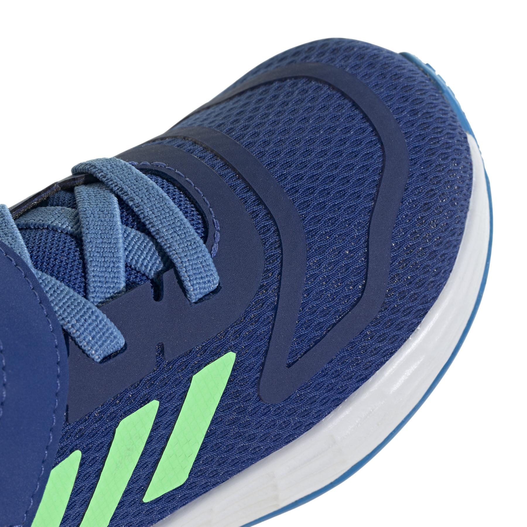 product/a/d/adidas_gy6794_9_footwear_photography_detail_view_2_white_000.jpg