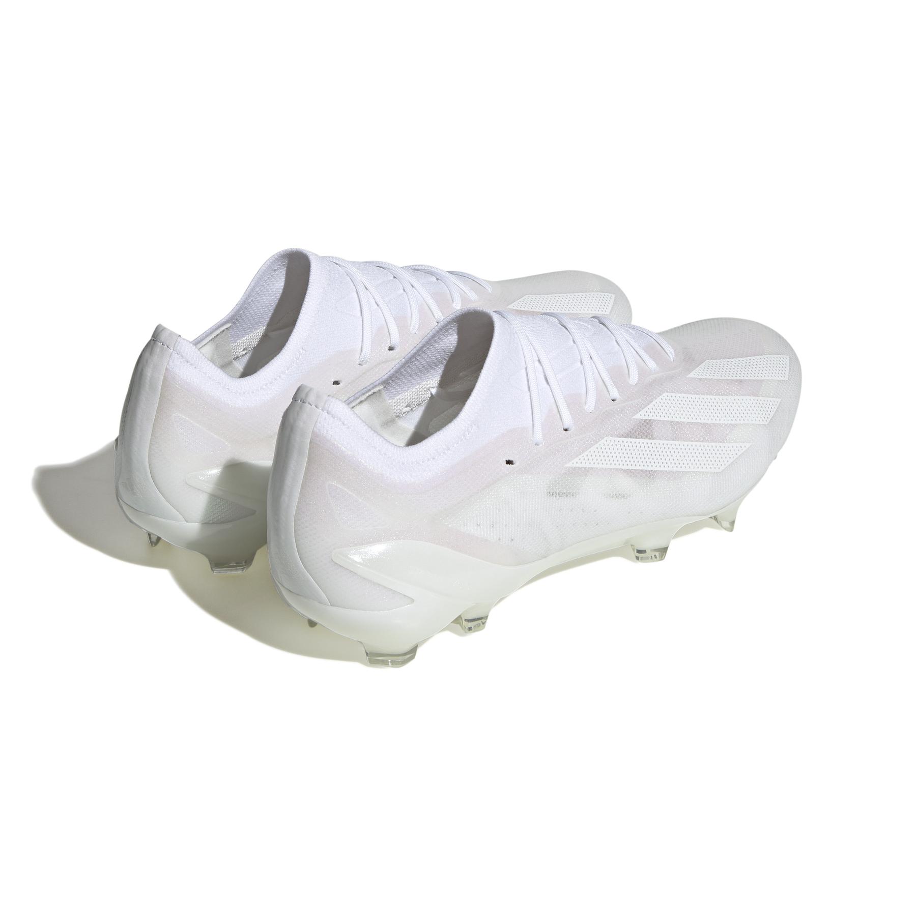 product/a/d/adidas_gy7418_6_footwear_photography_back_lateral_top_view_white.jpg