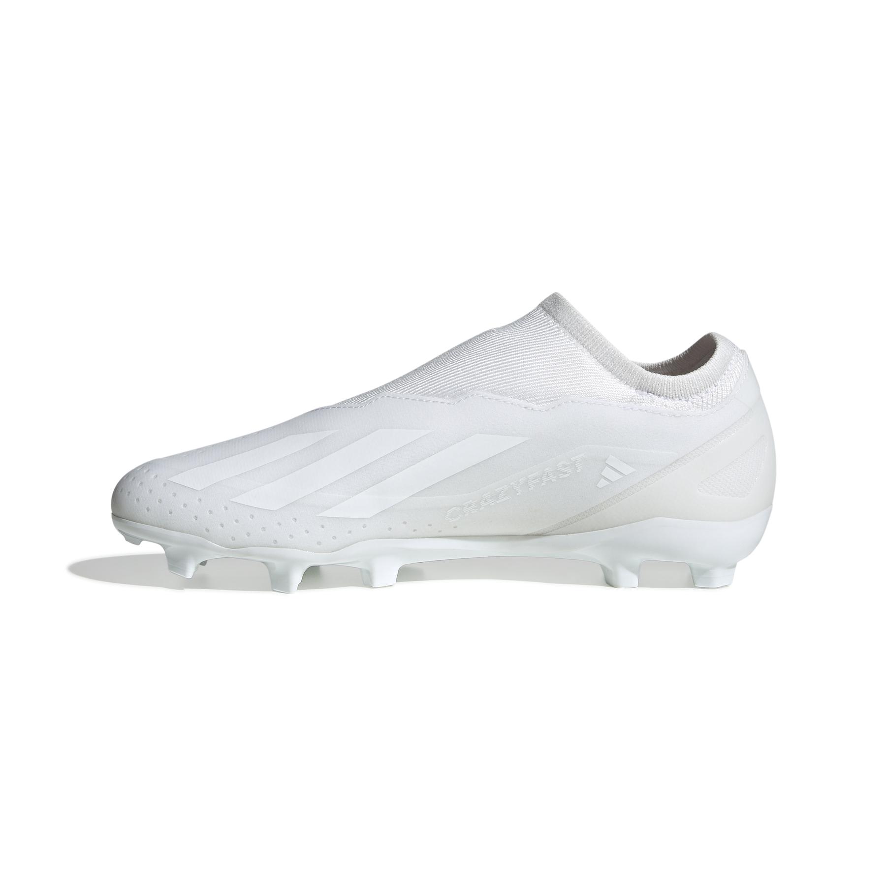 product/a/d/adidas_gy7426_4_footwear_photography_side_medial_center_view_white_bv.jpg