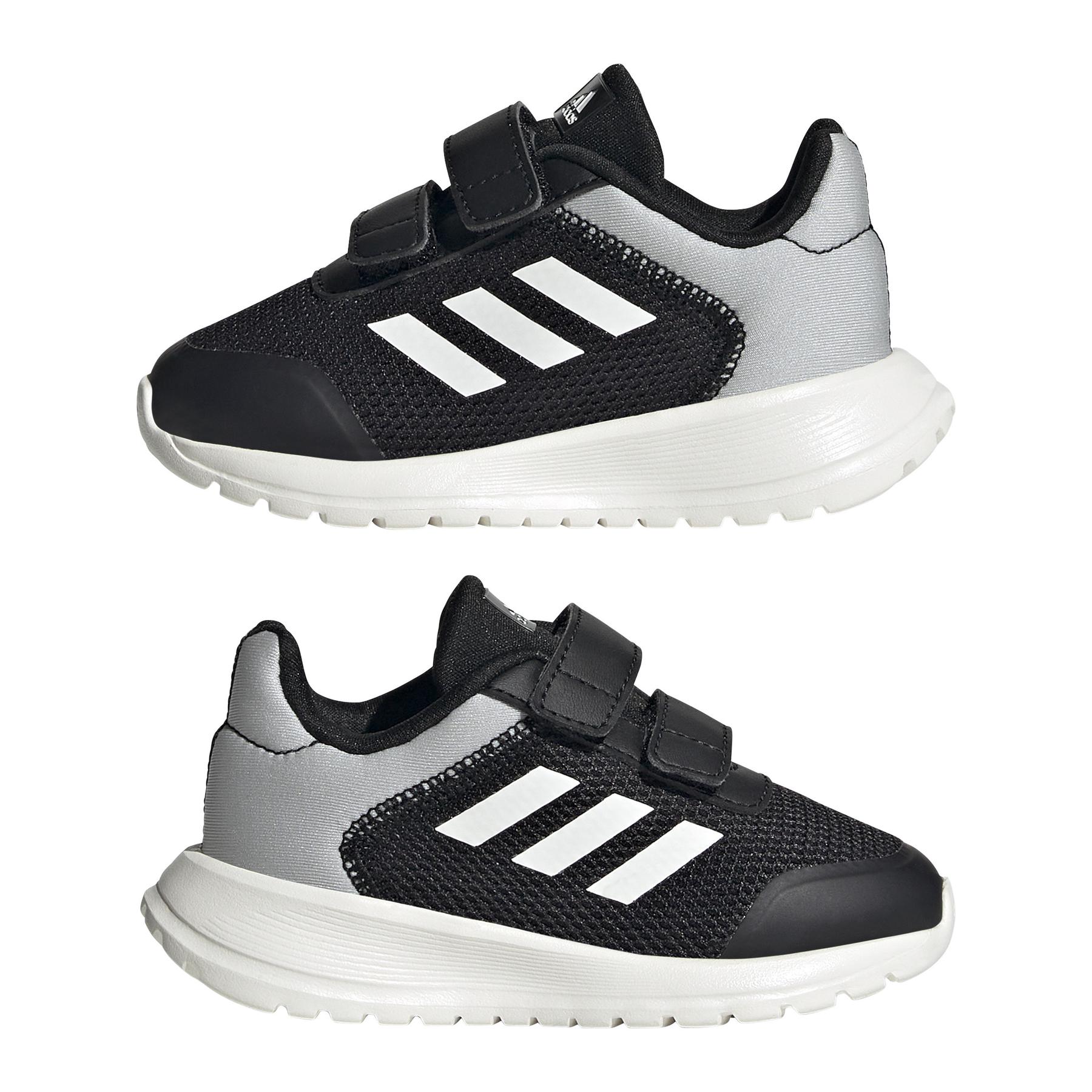 product/a/d/adidas_gz5856_10_footwear_photography_mirrored_pair_view_white_000.jpg