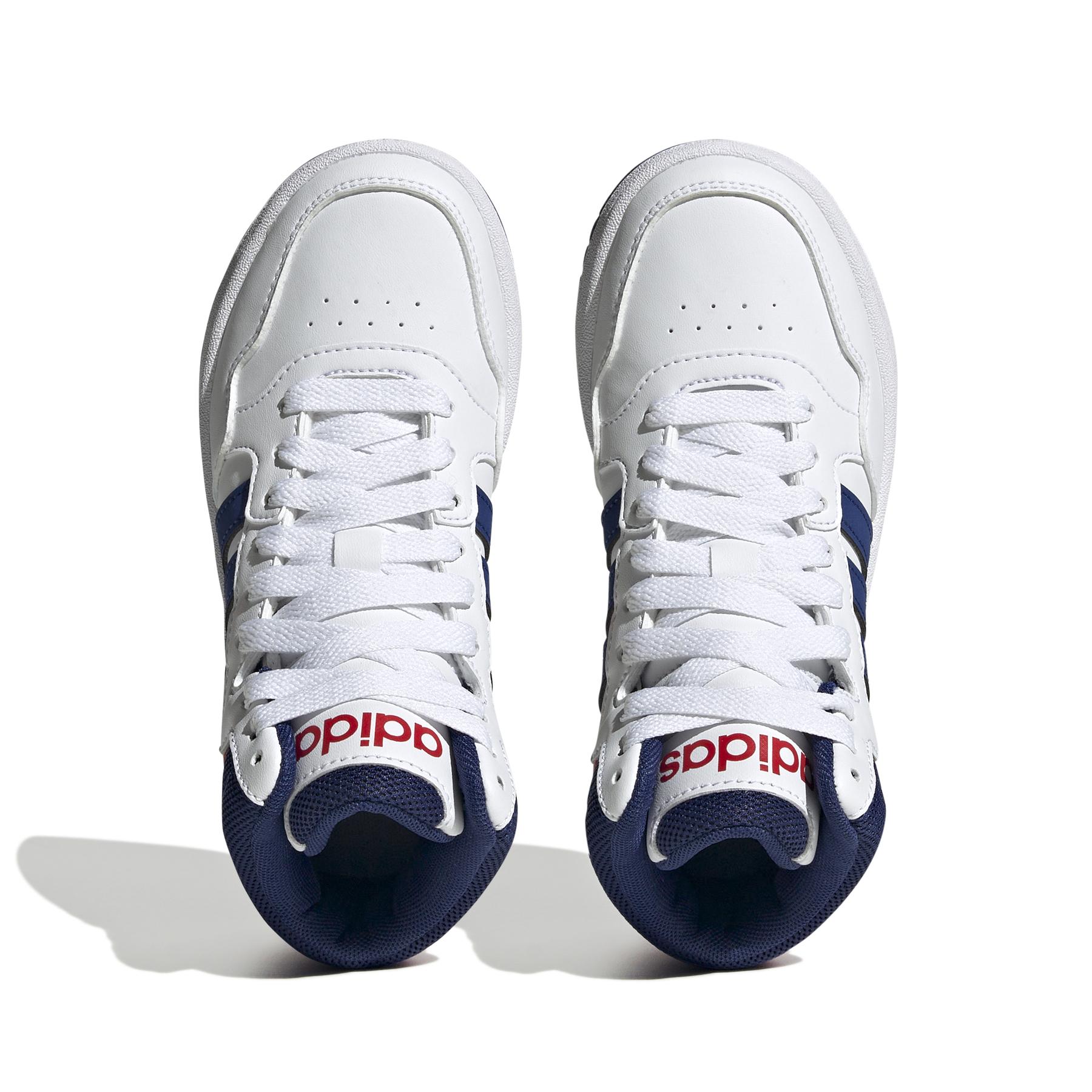 product/a/d/adidas_gz9647_3_footwear_photography_top_portrait_view_white_000.jpg