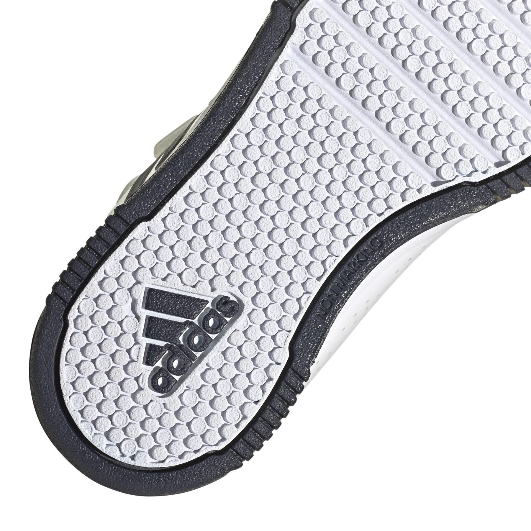 product/a/d/adidas_h06308_9_footwear_photography_detail_view_2_white_000.jpg