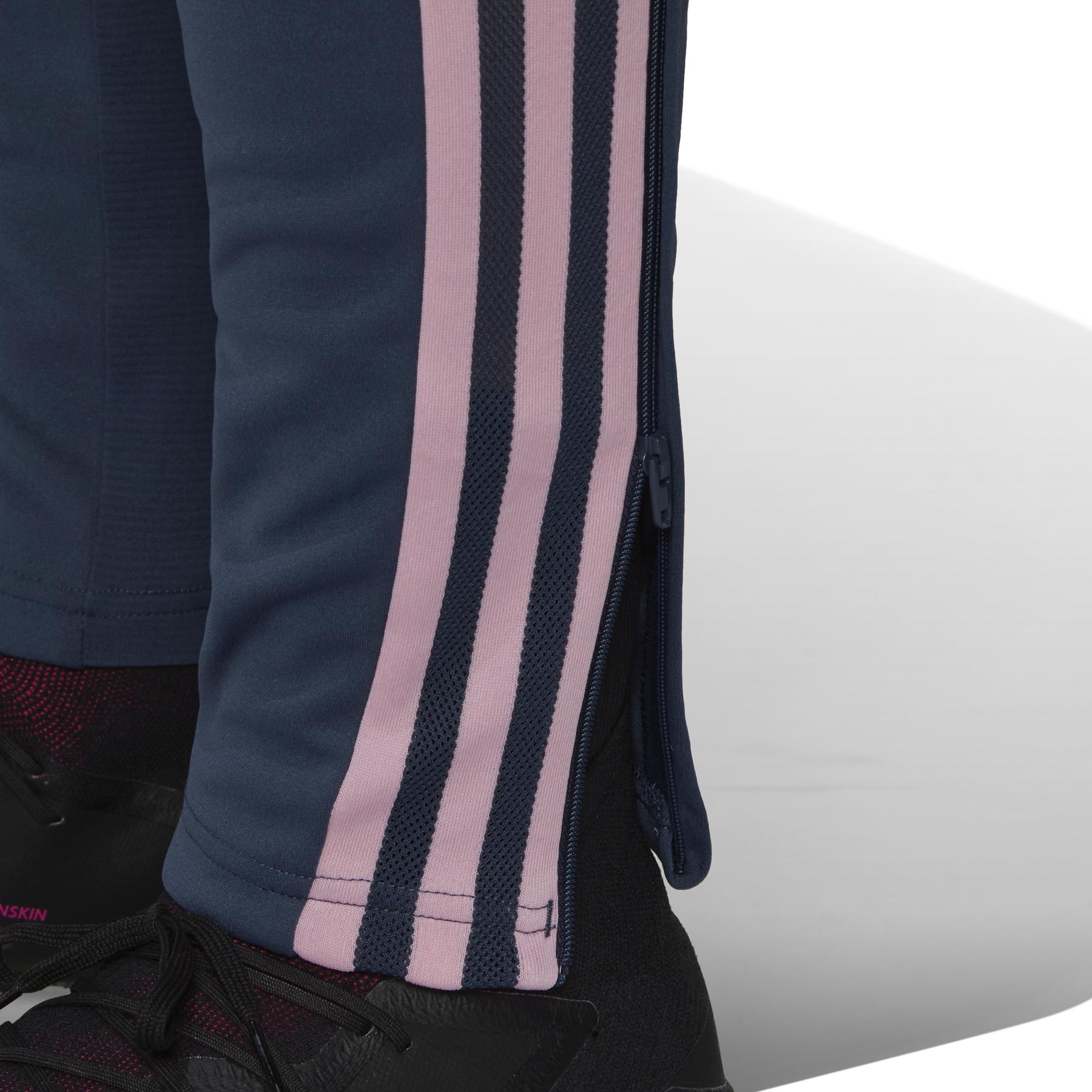product/a/d/adidas_hg1333_7_apparel_on_model_detail_view_2_white_xo.jpg