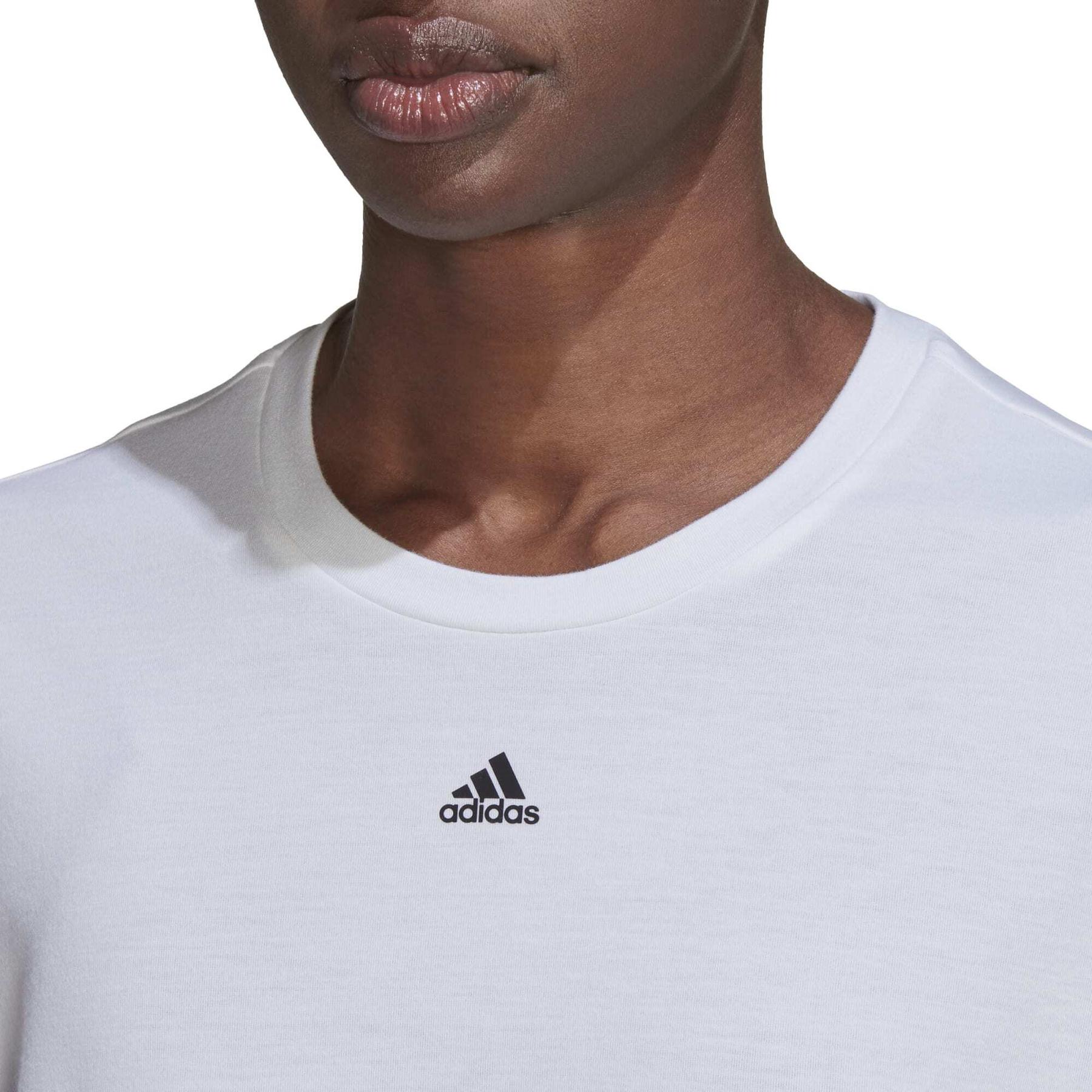 product/a/d/adidas_hi1275_7_apparel_on_model_detail_view_1_white.jpg