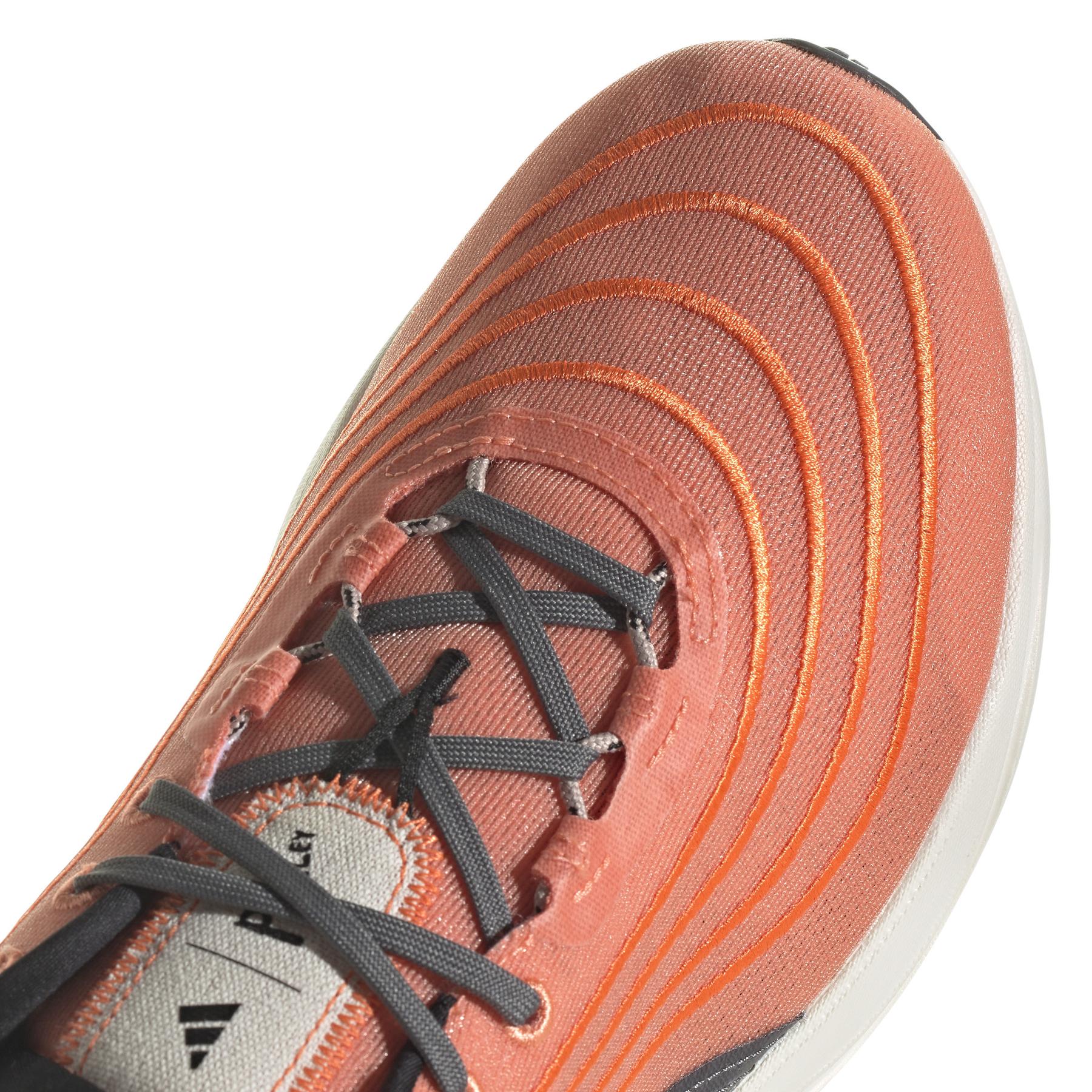product/a/d/adidas_hp2232_9_footwear_photography_detail_view_2_white.jpg