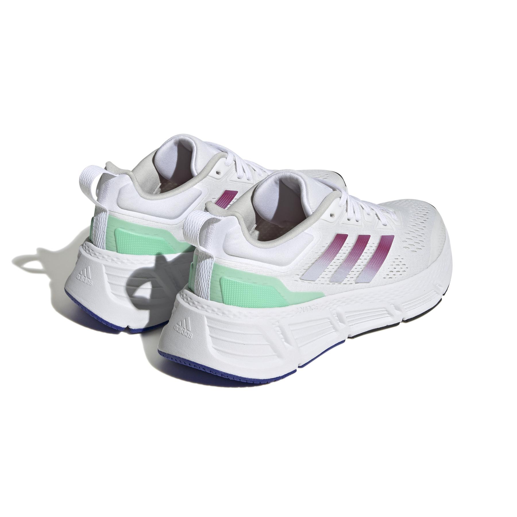 product/a/d/adidas_hp2431_7_footwear_photography_back_lateral_top_view_white_000.jpg
