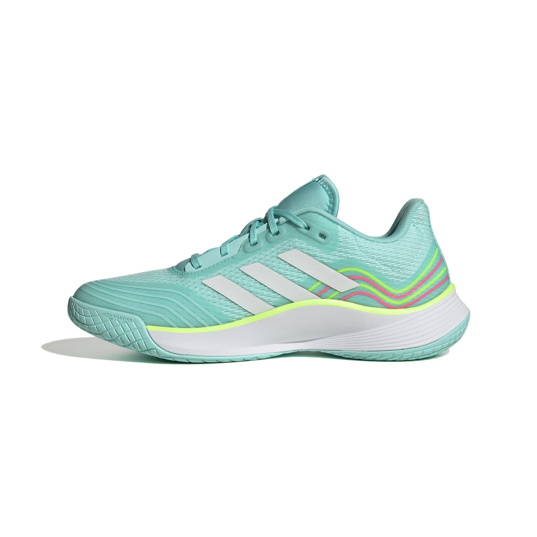 product/a/d/adidas_hp3365_5_footwear_photography_side_medial_center_view_white_2x.jpg