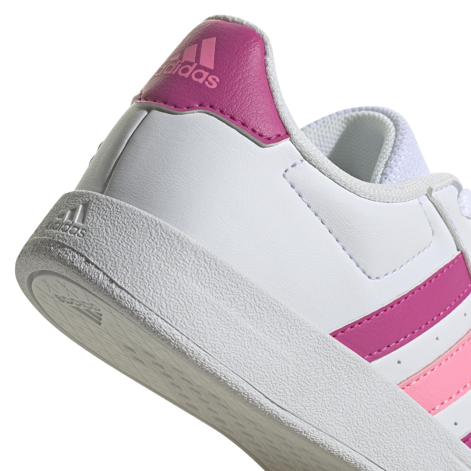 product/a/d/adidas_hp8959_9_footwear_photography_detail_view_2_white-nw052424.jpg