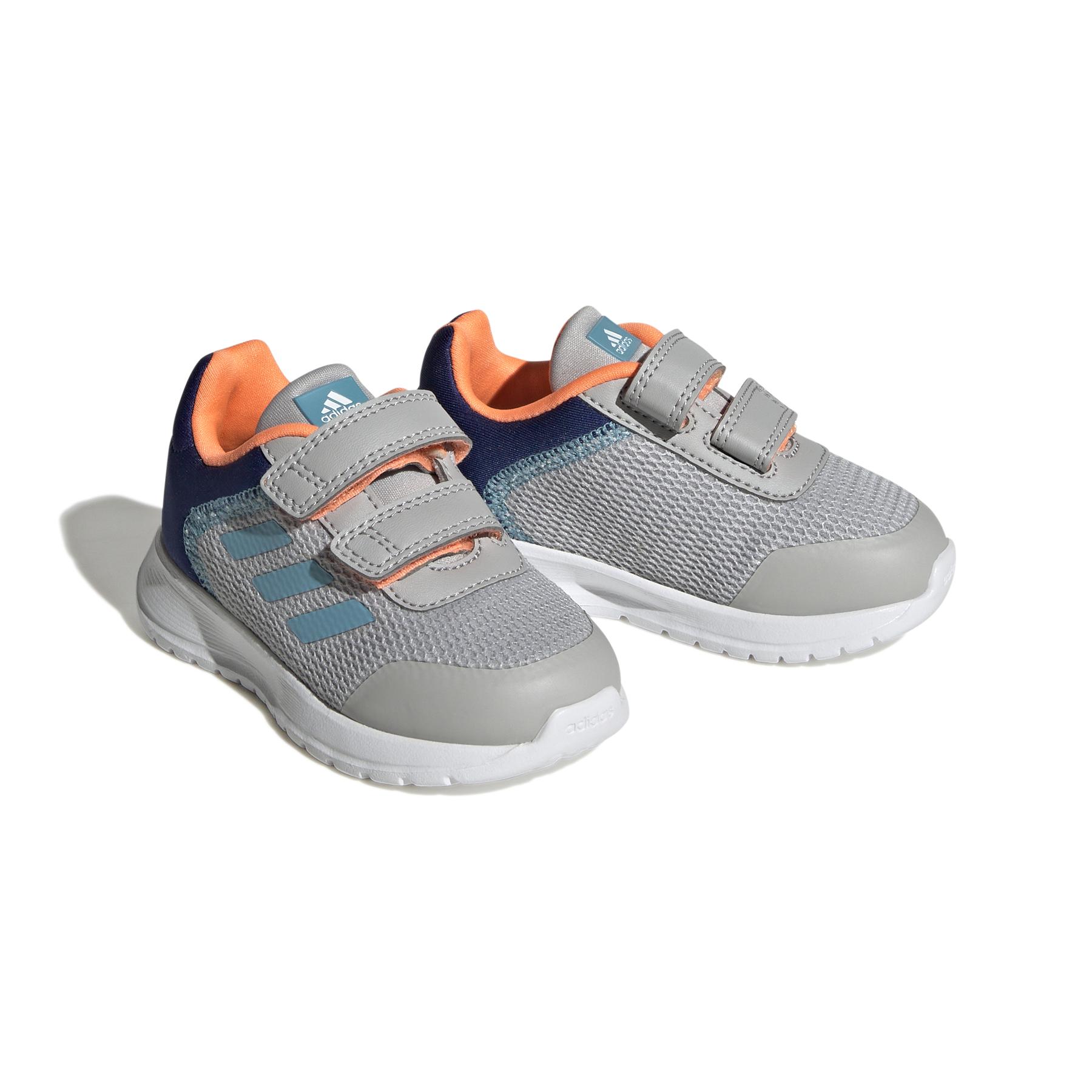 product/a/d/adidas_hq1260_6_footwear_photography_front_lateral_top_view_white_000.jpg