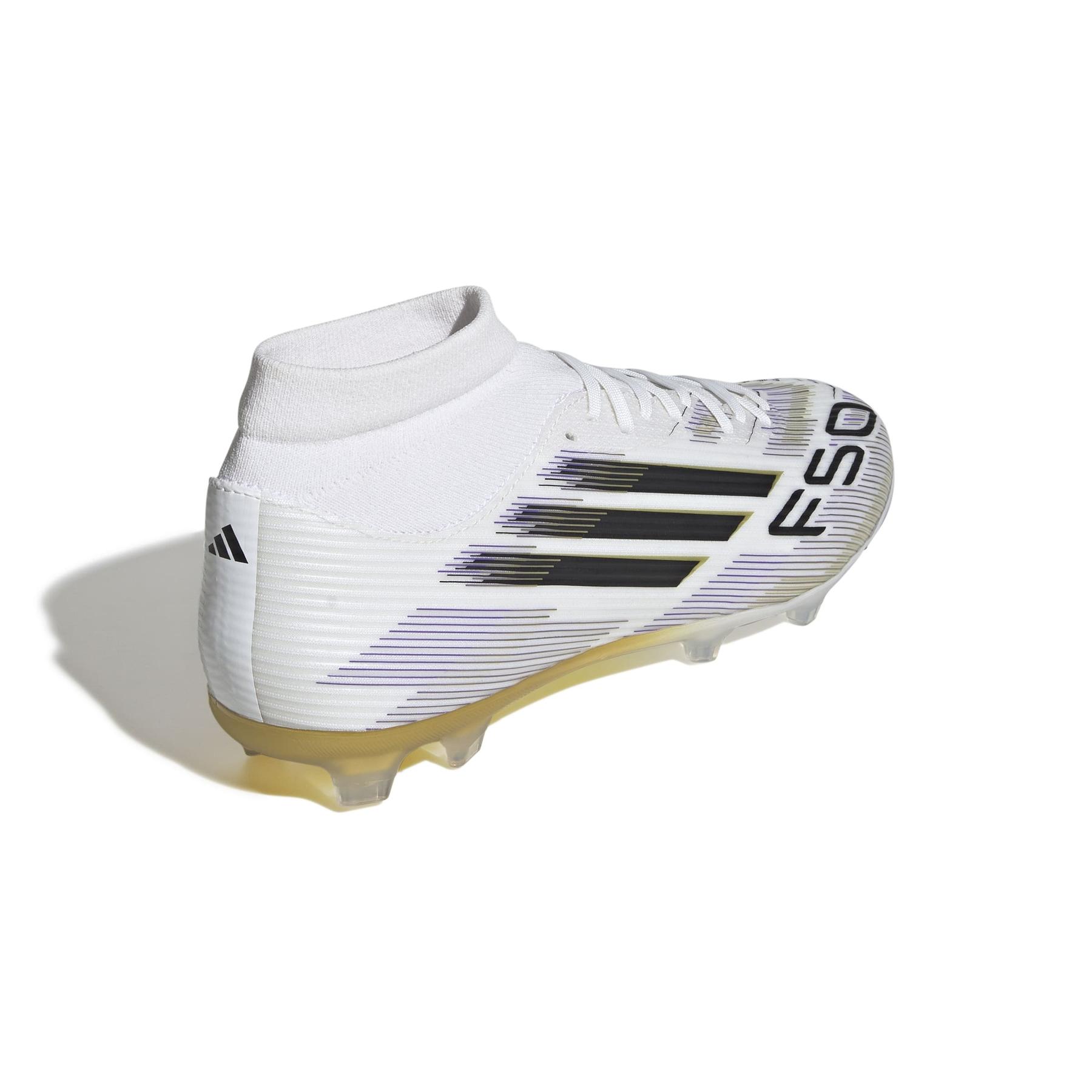 product/a/d/adidas_hq9237_6_footwear_photography_back_lateral_top_view_white-nw091625.jpg