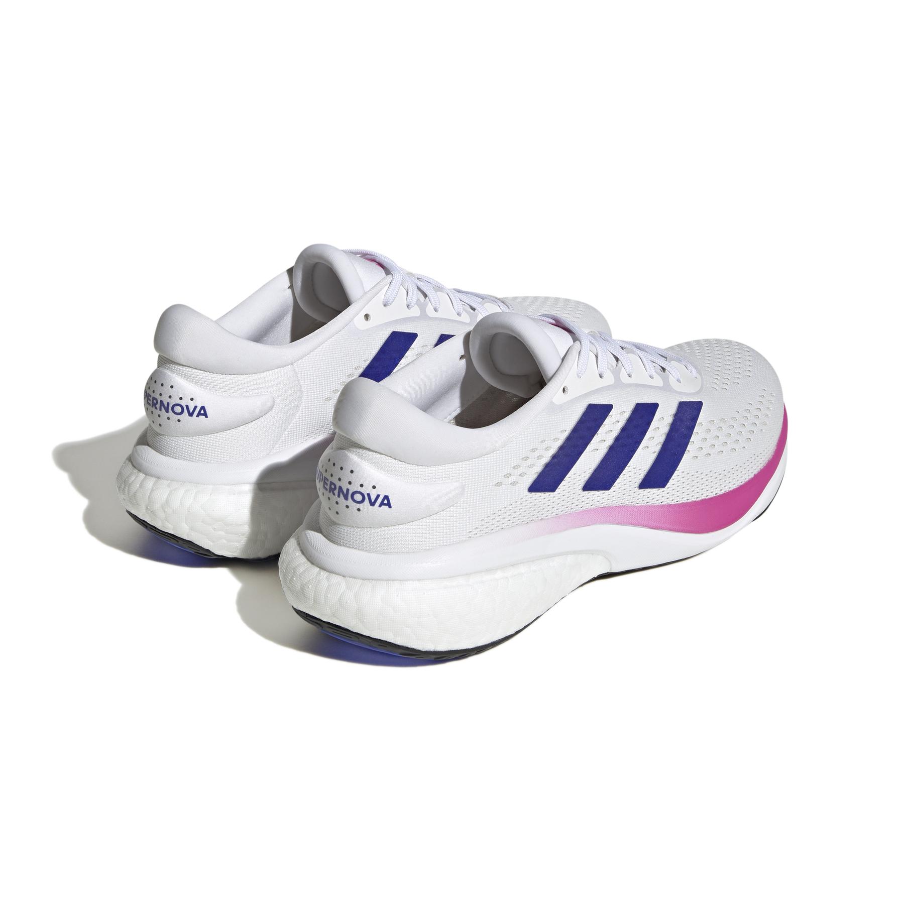 product/a/d/adidas_hq9939_7_footwear_photography_back_lateral_top_view_white_000.jpg