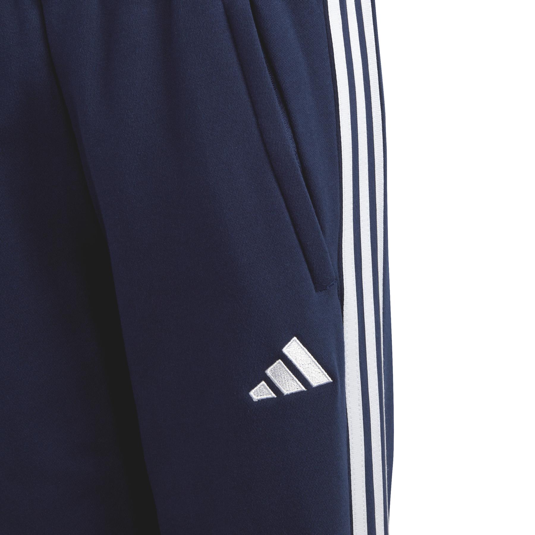 product/a/d/adidas_hs3615_4_apparel_photography_detail_view_1_white.jpg