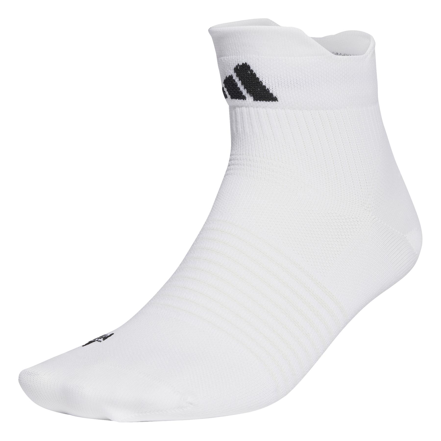 product/a/d/adidas_ht3435_1_hardware_photography_side_view_white.jpg