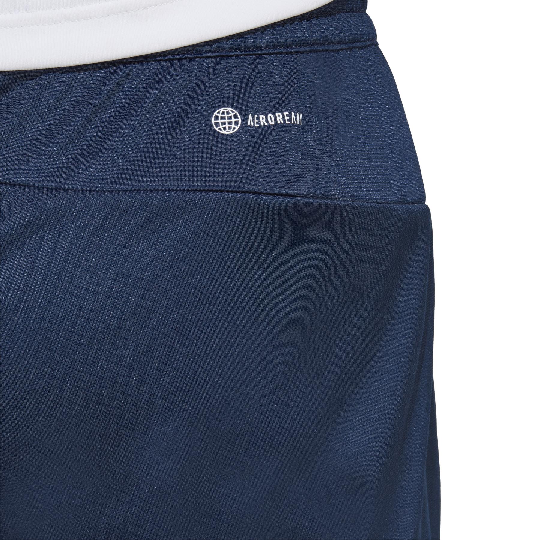 product/a/d/adidas_ia1247_6_apparel_on_model_detail_view_1_white-nw0324.jpg