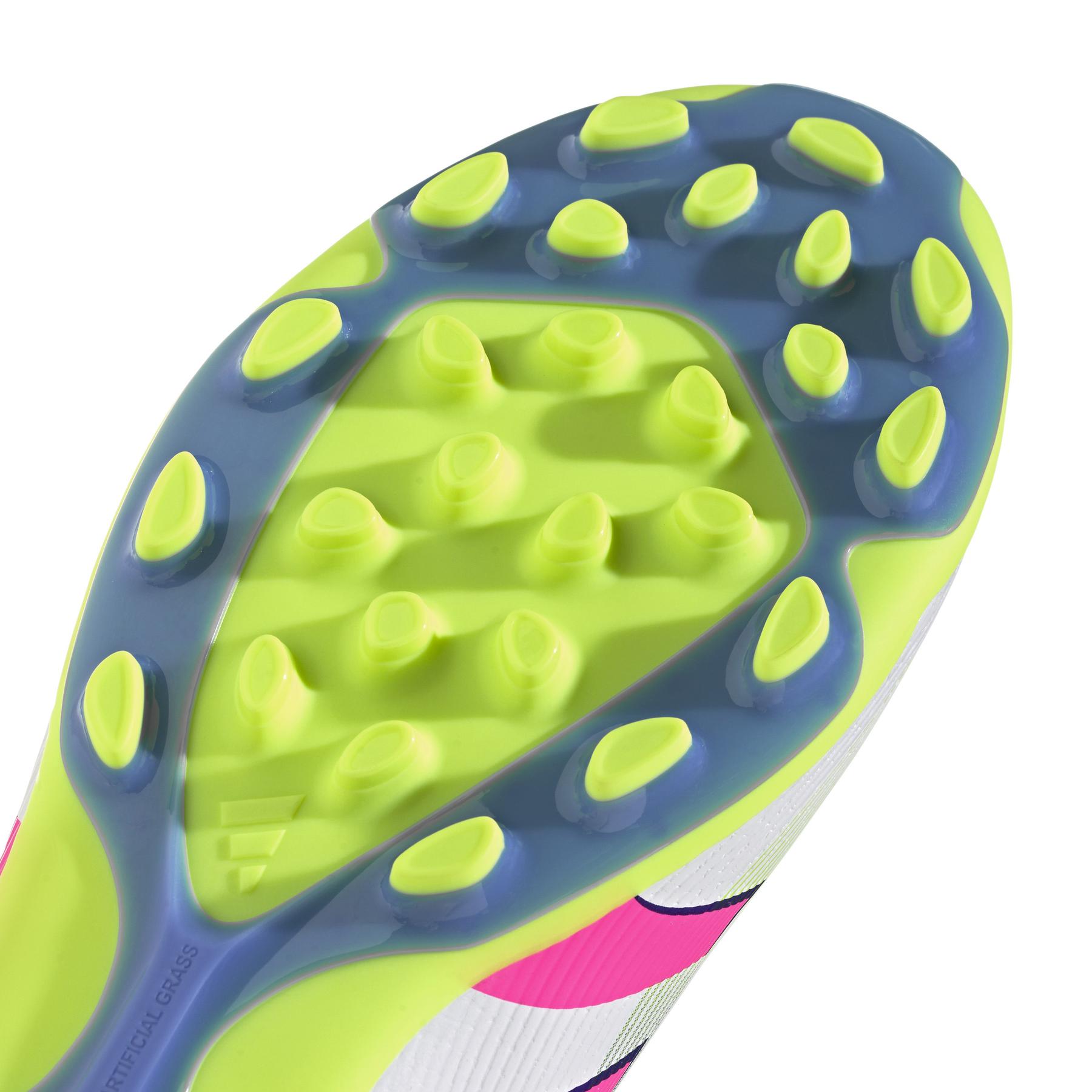 product/a/d/adidas_id3836_7_footwear_photography_detail_view_1_white.jpg