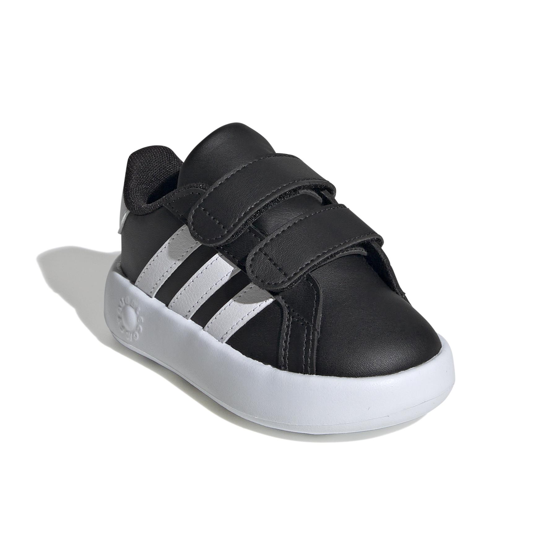 product/a/d/adidas_id5272_6_footwear_photography_front_lateral_top_view_white.jpg