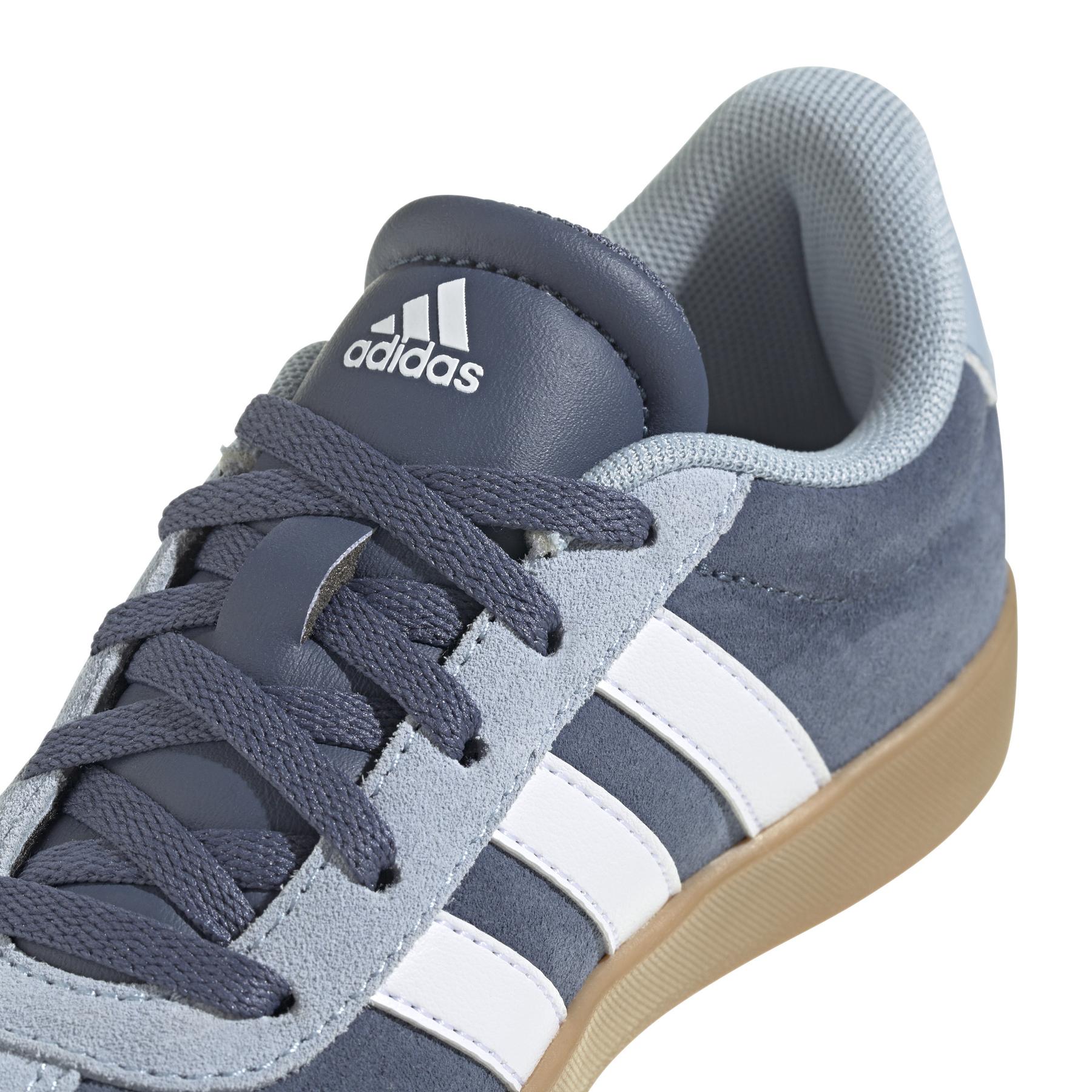 product/a/d/adidas_id6308_9_footwear_photography_detail_view_2_white.jpg