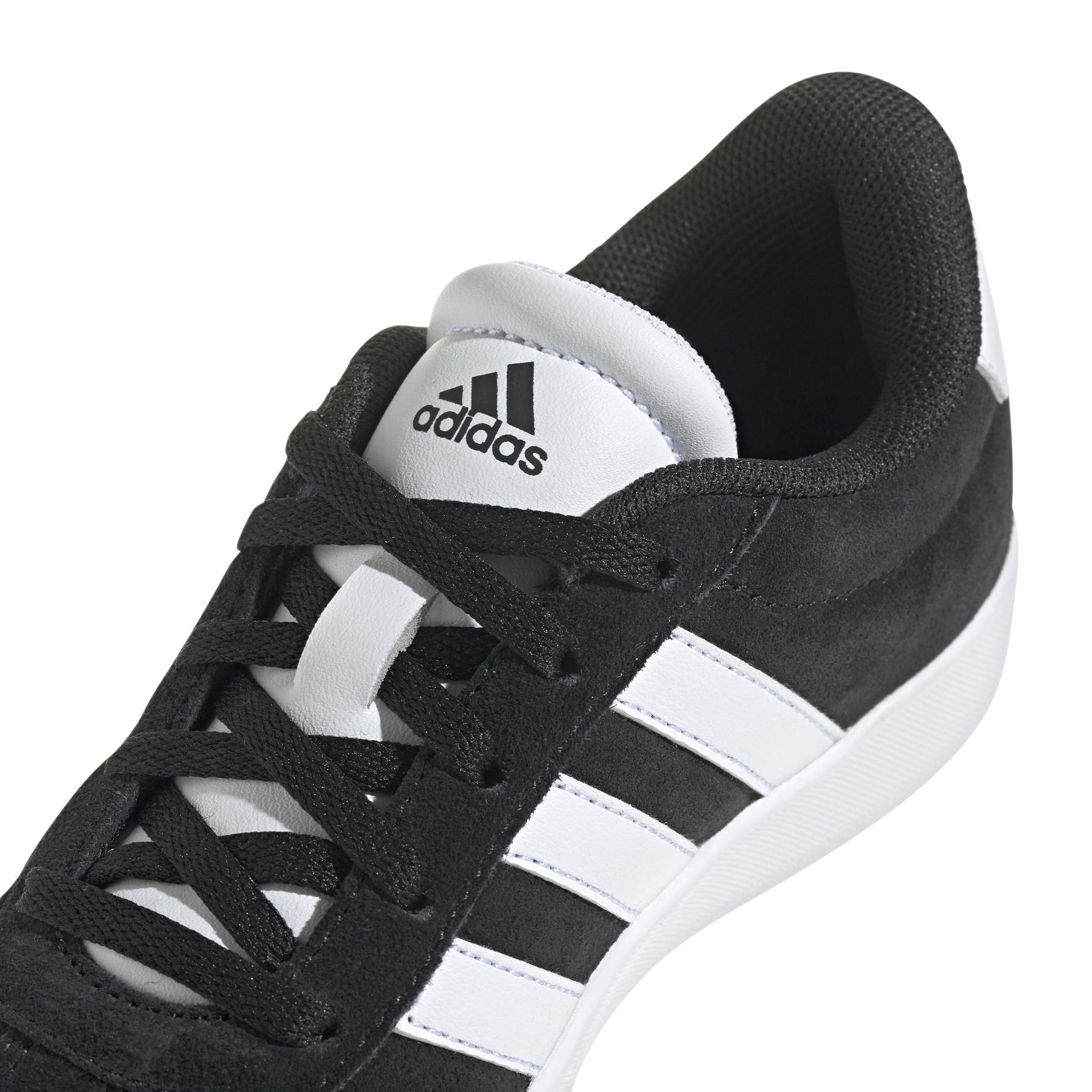product/a/d/adidas_id6313_8_footwear_photography_detail_view_1_white.jpg