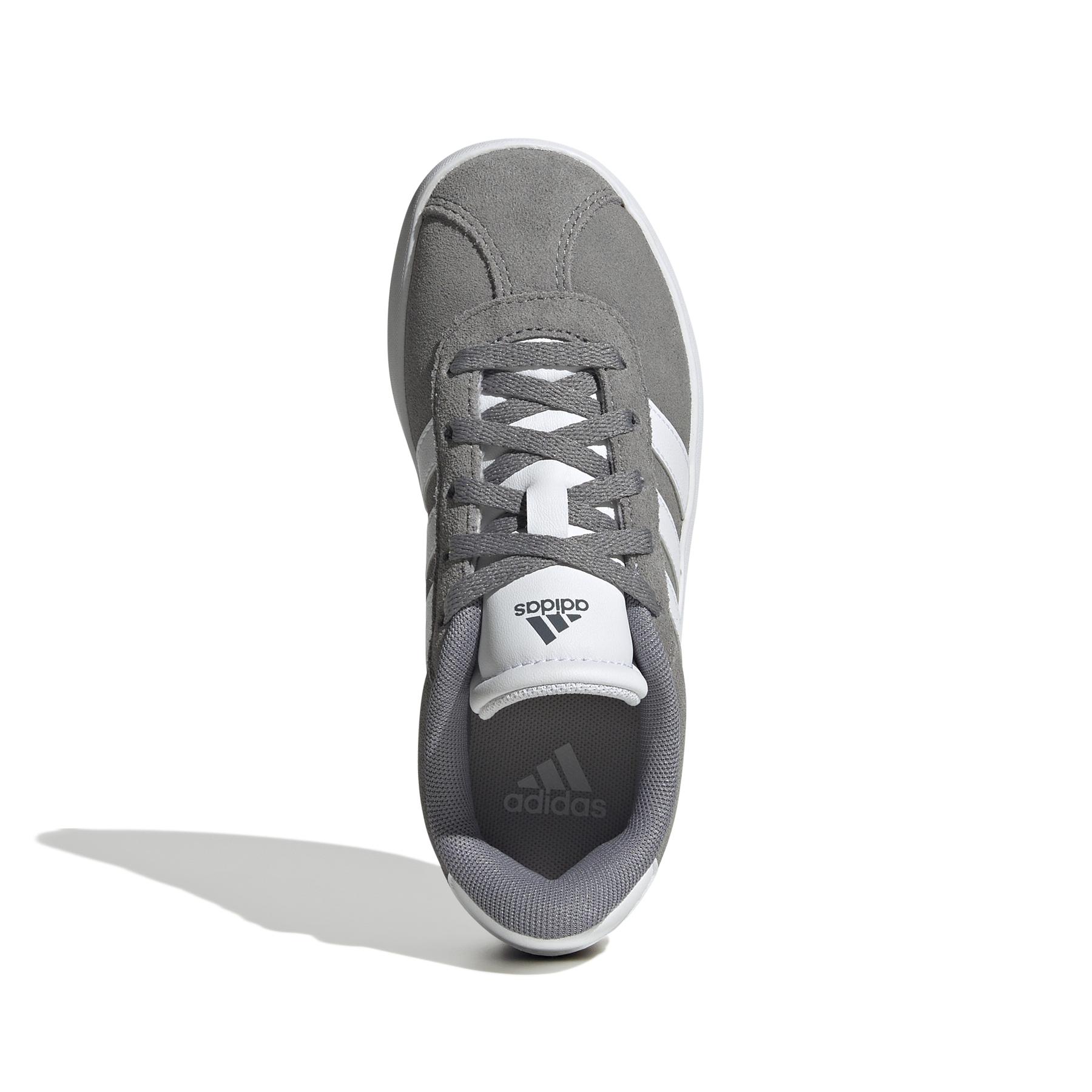 product/a/d/adidas_id6314_3_footwear_photography_top_portrait_view_white.jpg
