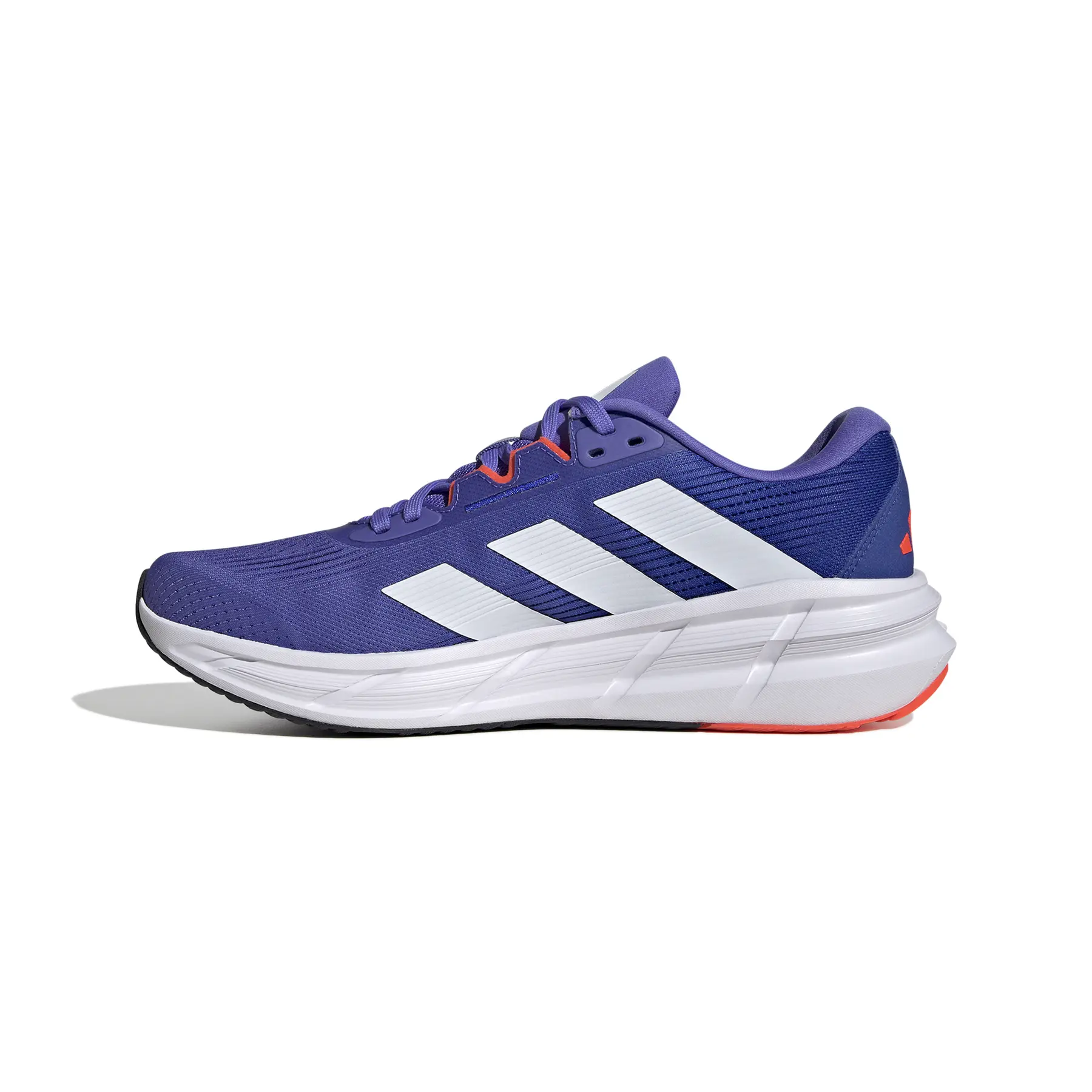 product/a/d/adidas_id6317_5_footwear_photography_side_medial_center_view_white.jpg