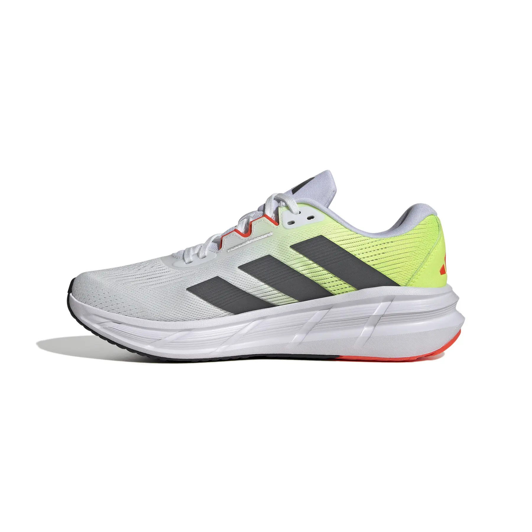 product/a/d/adidas_id6319_5_footwear_photography_side_medial_center_view_white.jpg