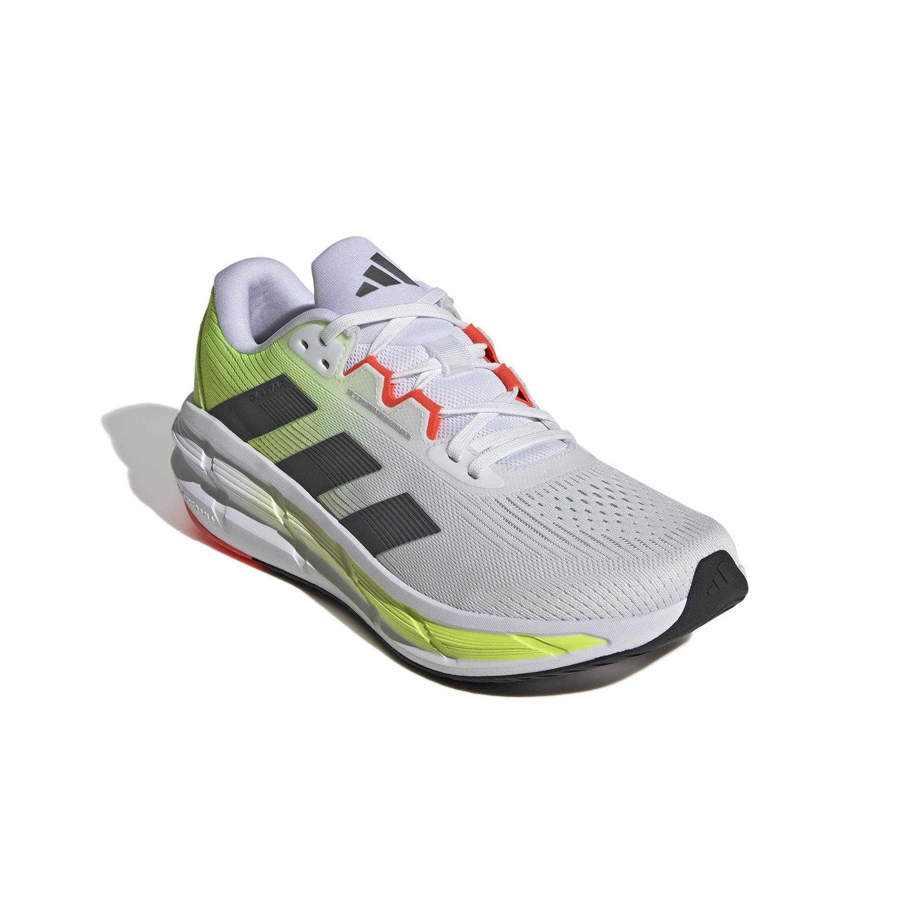 product/a/d/adidas_id6319_6_footwear_photography_front_lateral_top_view_white.jpg