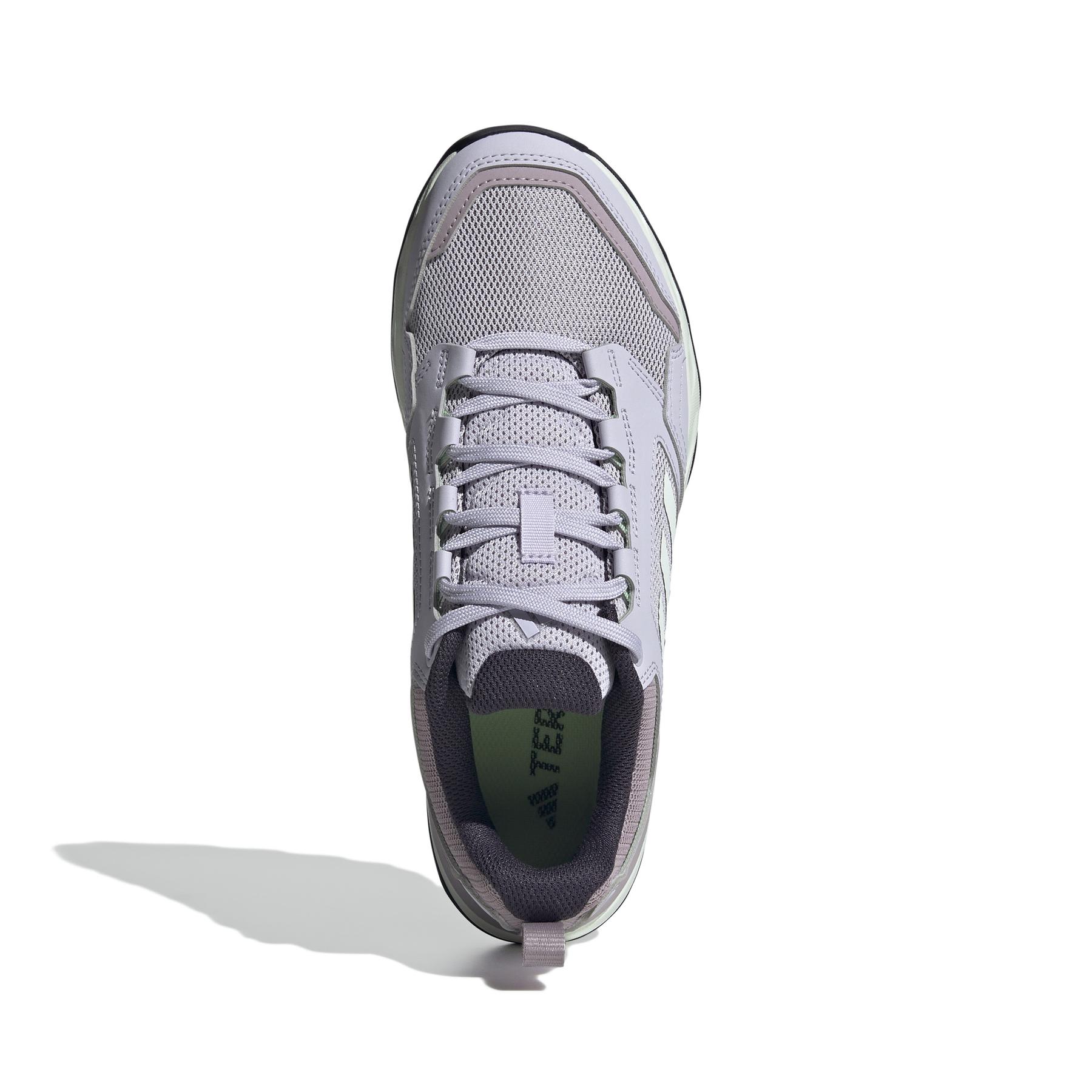 product/a/d/adidas_id7708_3_footwear_photography_top_portrait_view_white.jpg