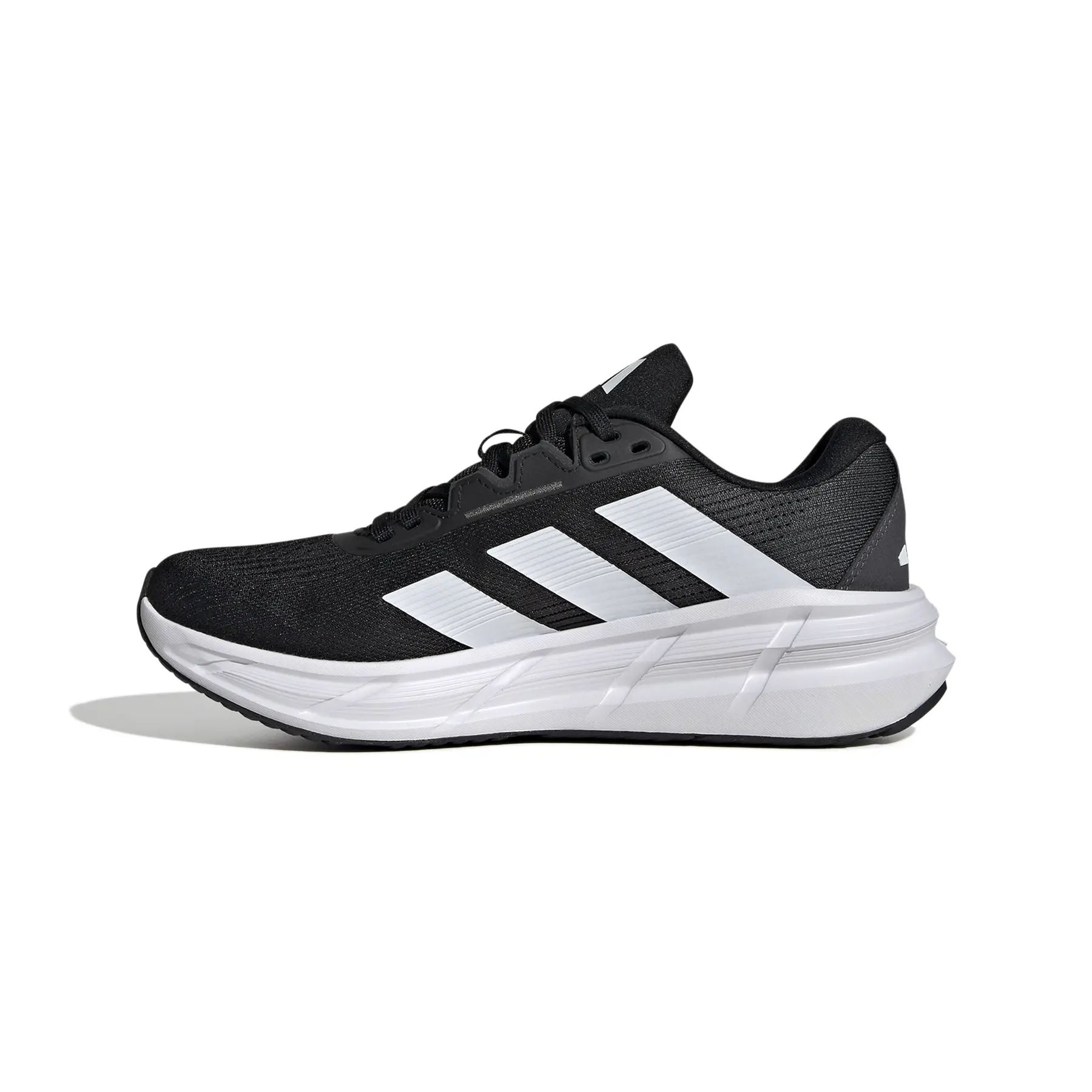 product/a/d/adidas_id8738_5_footwear_photography_side_medial_center_view_white.jpg