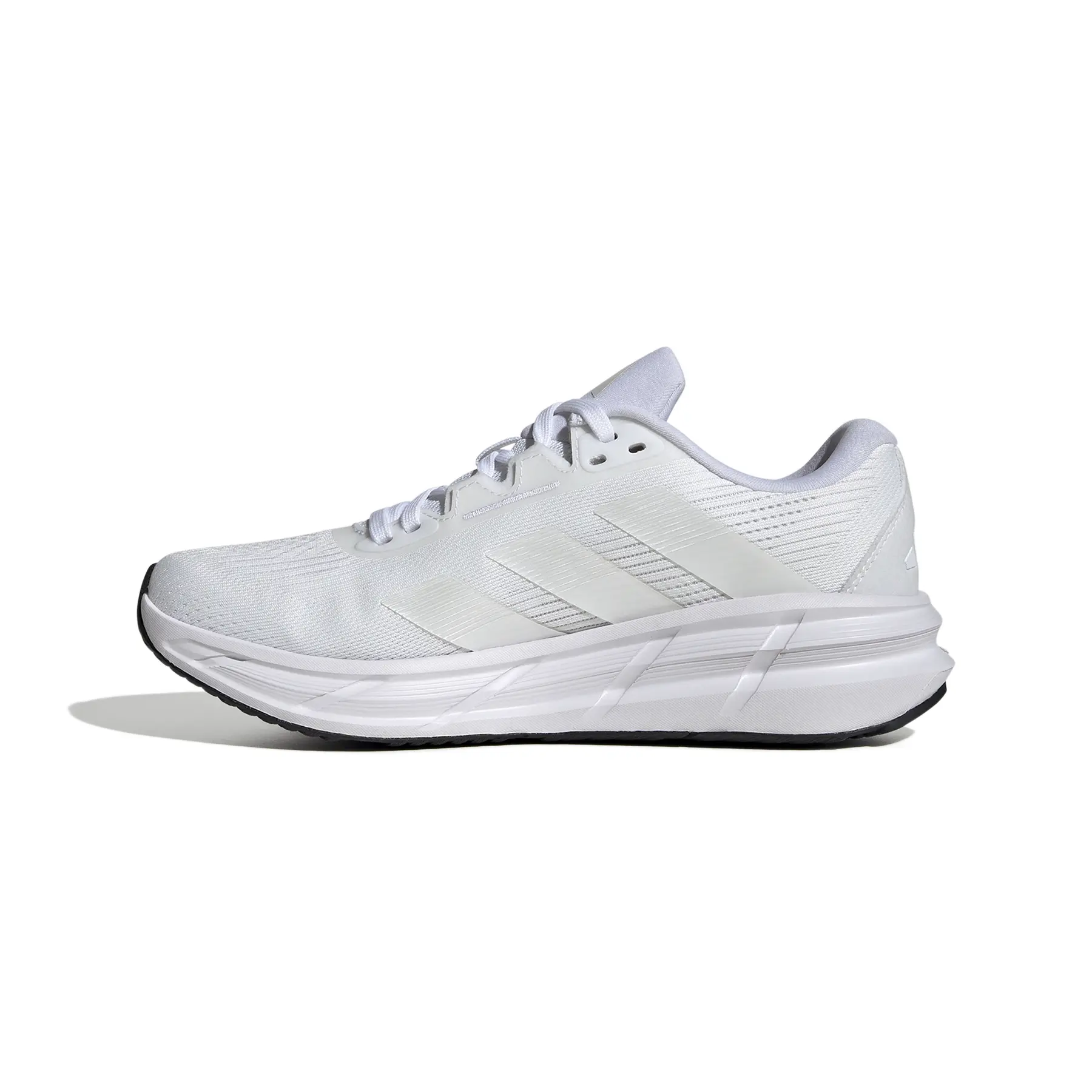 product/a/d/adidas_id8746_5_footwear_photography_side_medial_center_view_white.jpg