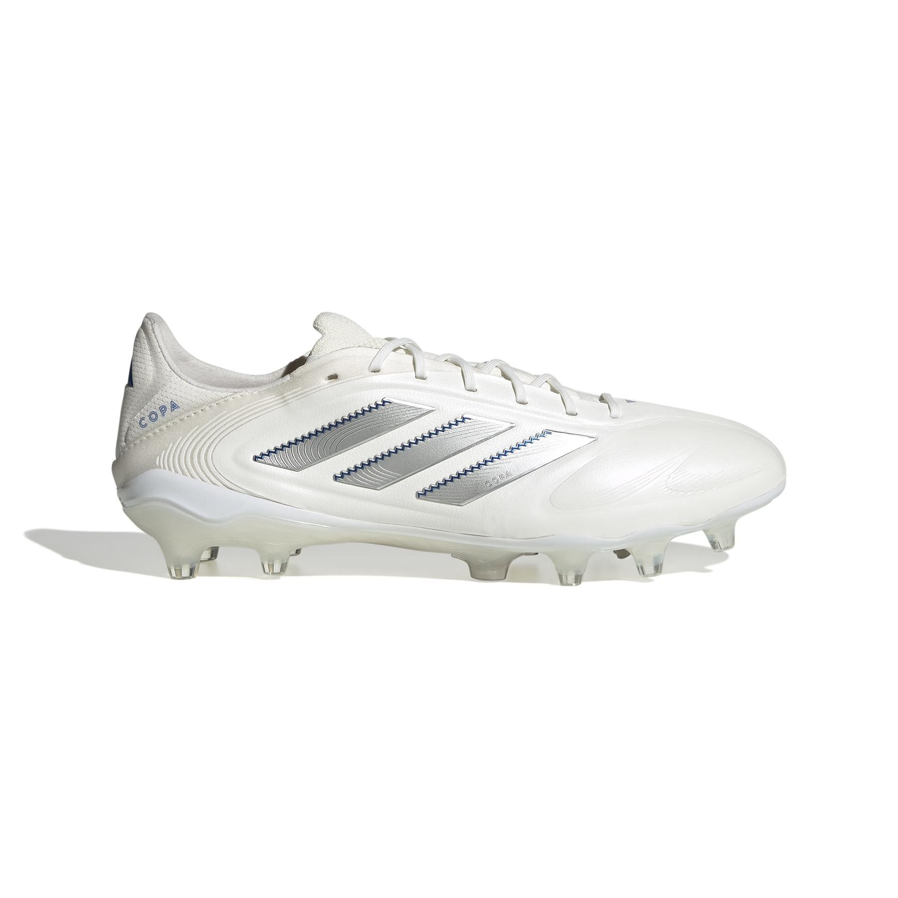 product/a/d/adidas_id9040_1_footwear_photography_side_lateral_center_view_white-nw091625.jpg