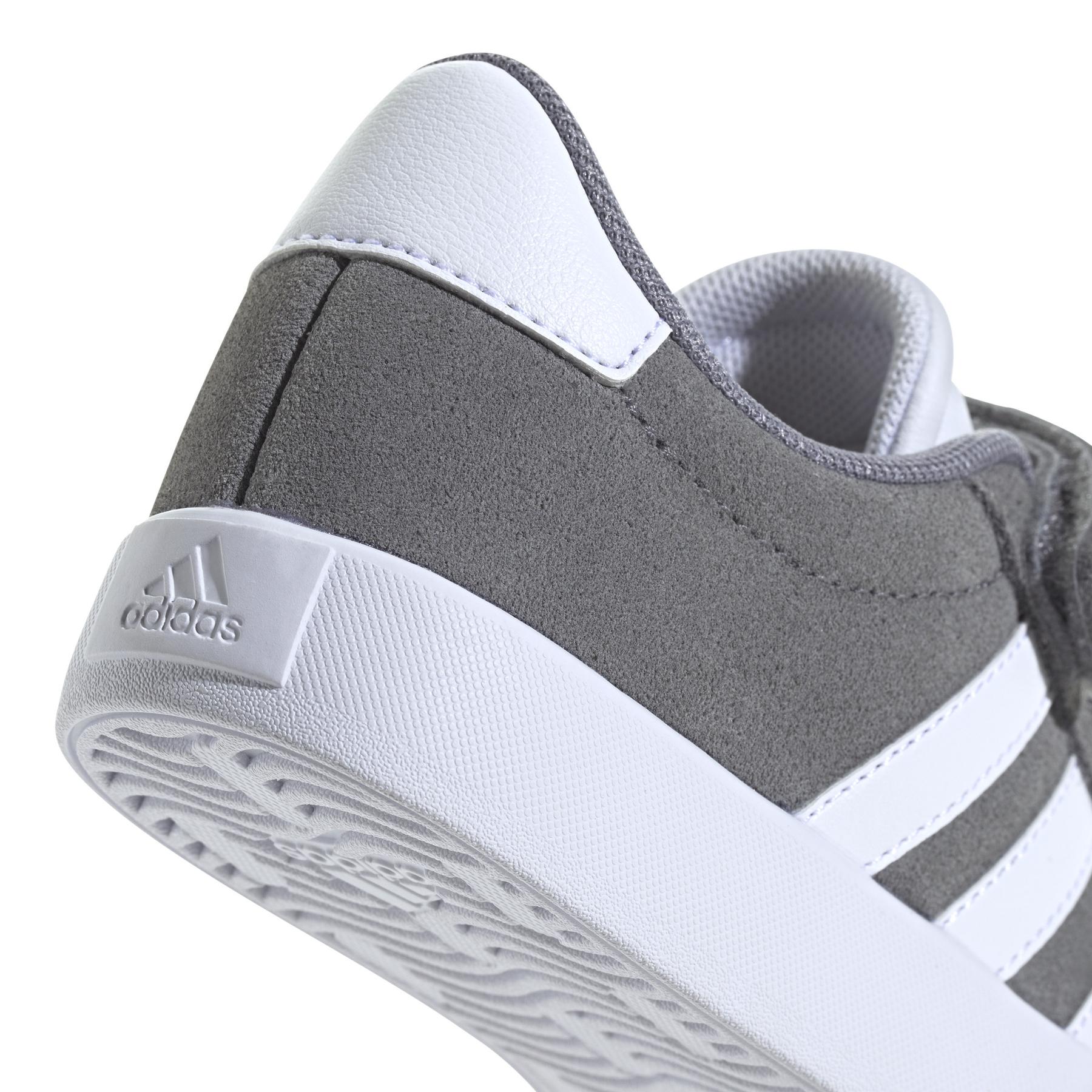 product/a/d/adidas_id9149_9_footwear_photography_detail_view_2_white.jpg