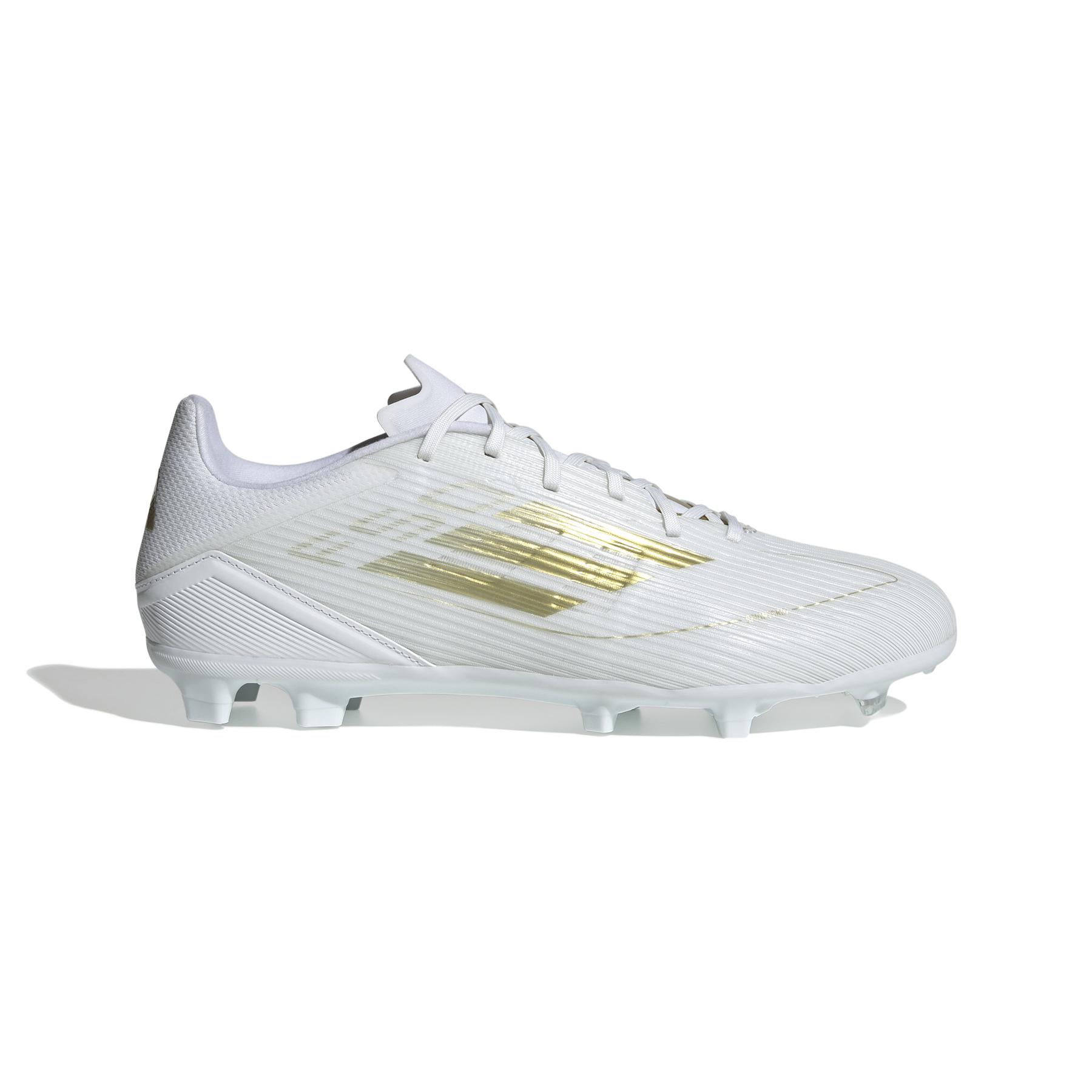 product/a/d/adidas_ie0604_1_footwear_photography_side_lateral_center_view_white.jpg