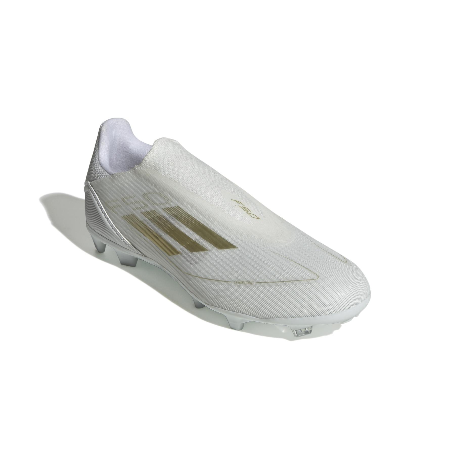 product/a/d/adidas_ie0608_5_footwear_photography_front_lateral_top_view_white.jpg