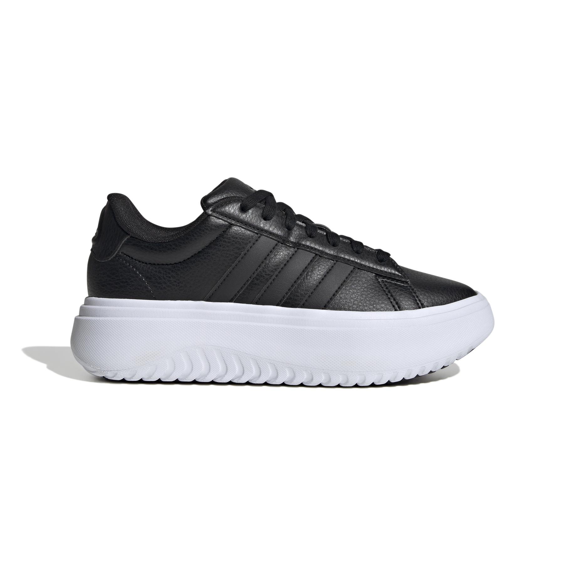 product/a/d/adidas_ie1093_1_footwear_photography_side_lateral_center_view_white.jpg