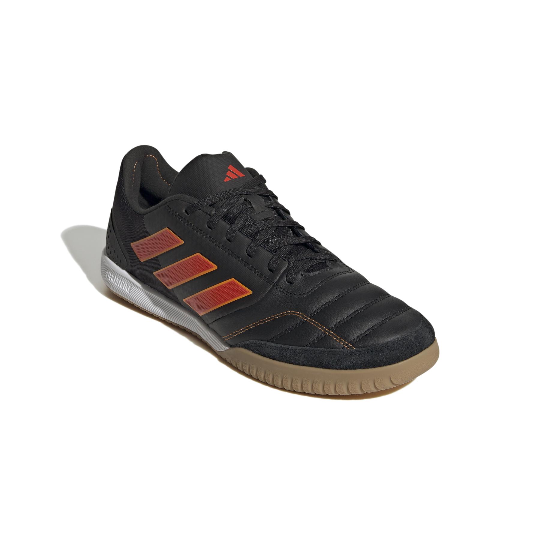 product/a/d/adidas_ie1546_5_footwear_photography_front_lateral_top_view_white.jpg