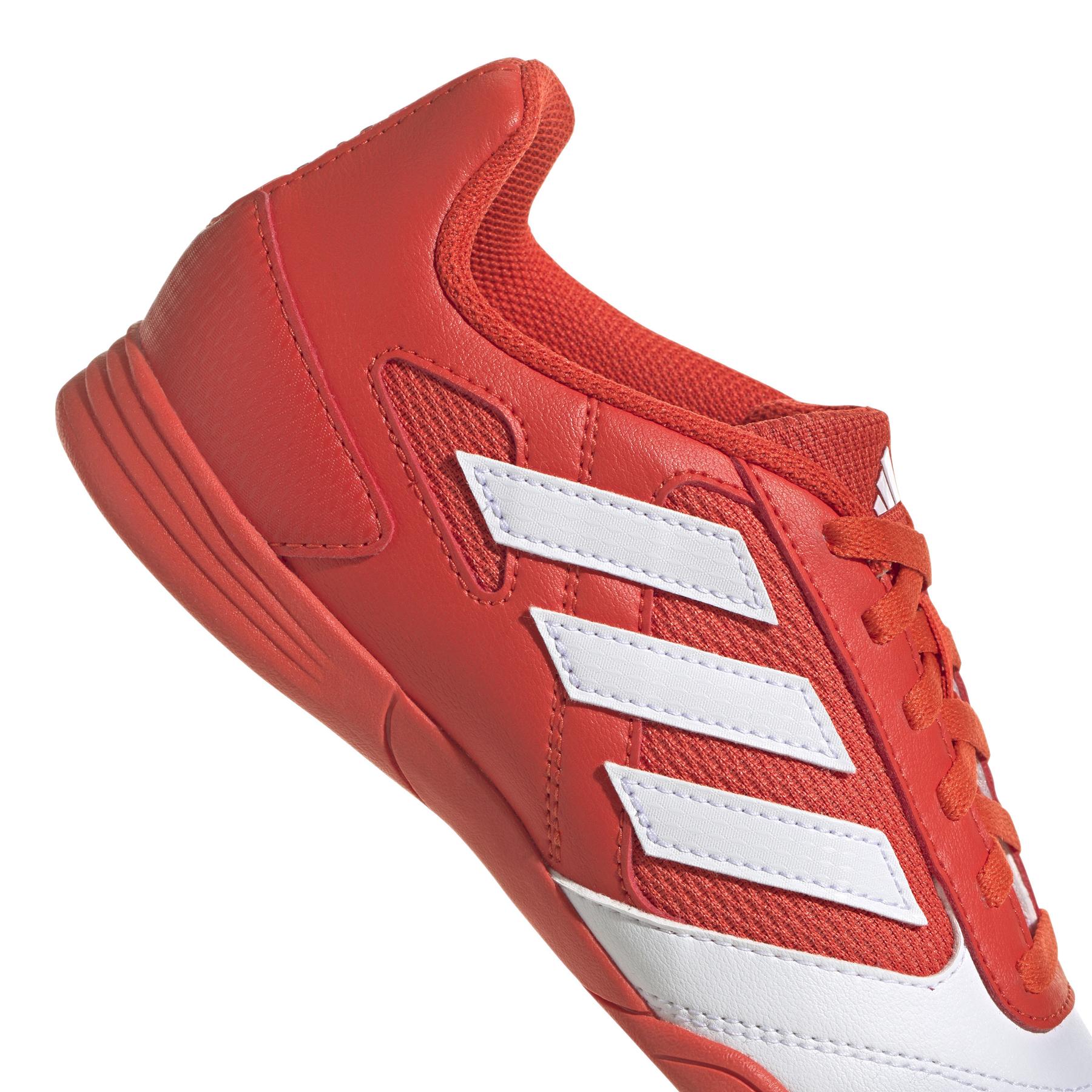 product/a/d/adidas_ie1552_8_footwear_photography_detail_view_2_white.jpg