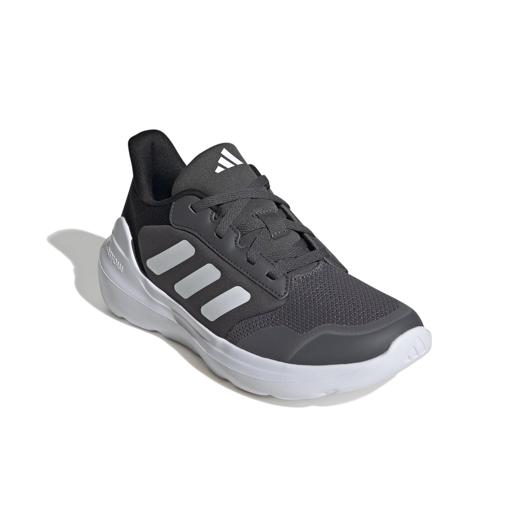 product/a/d/adidas_ie3545_6_footwear_photography_front_lateral_top_view_white.jpg