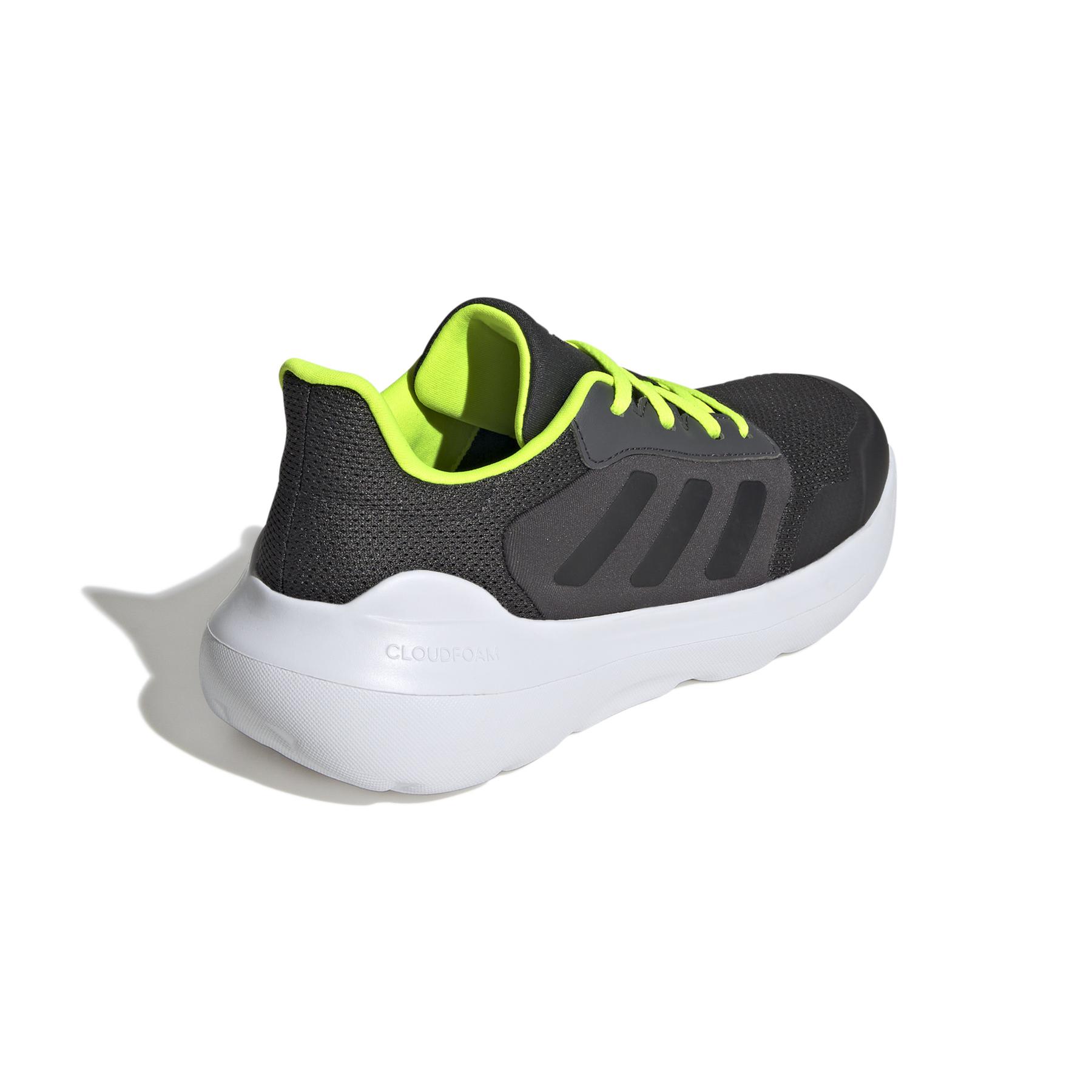 product/a/d/adidas_ie3546_7_footwear_photography_back_lateral_top_view_white.jpg