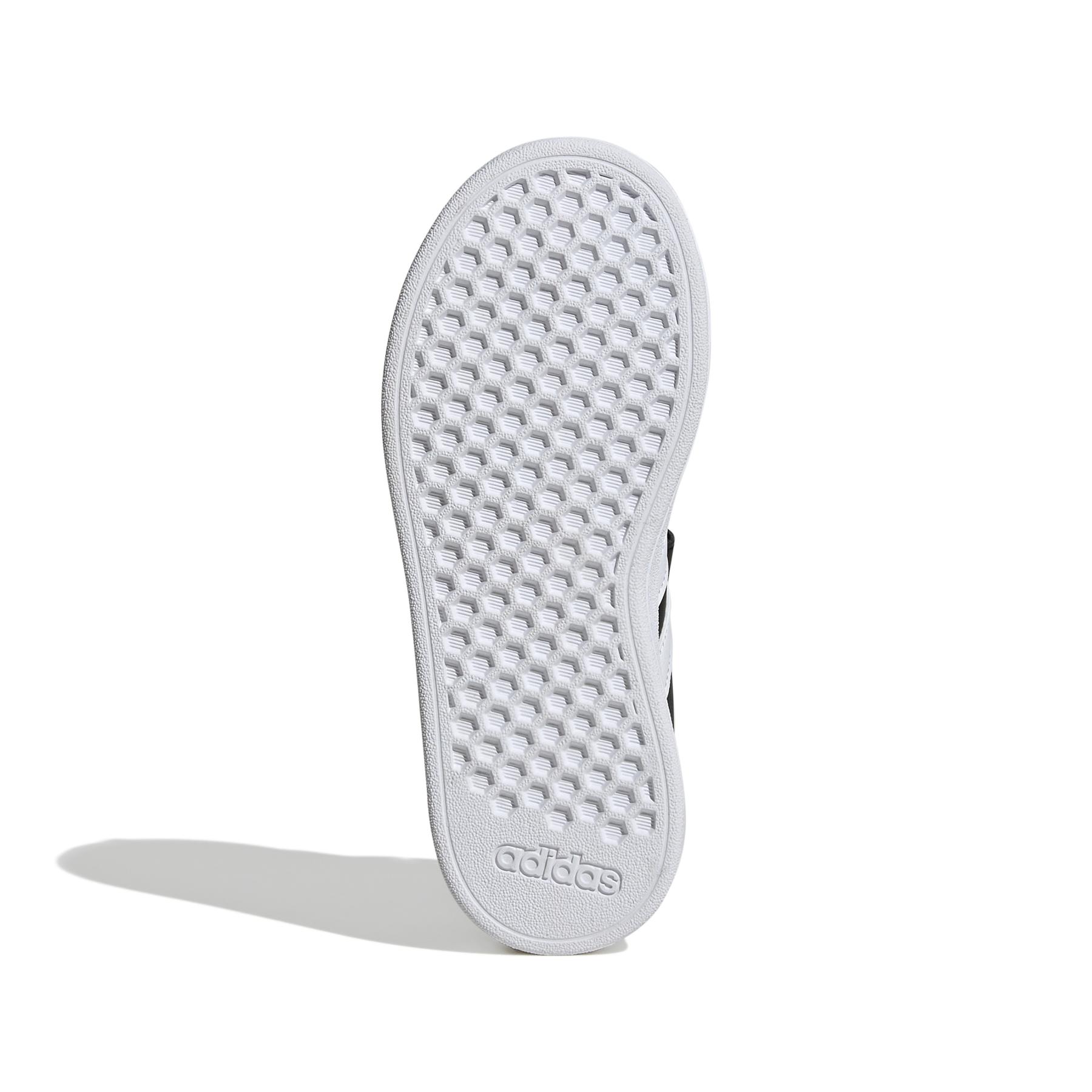 product/a/d/adidas_ie5995_4_footwear_photography_bottom_view_white.jpg