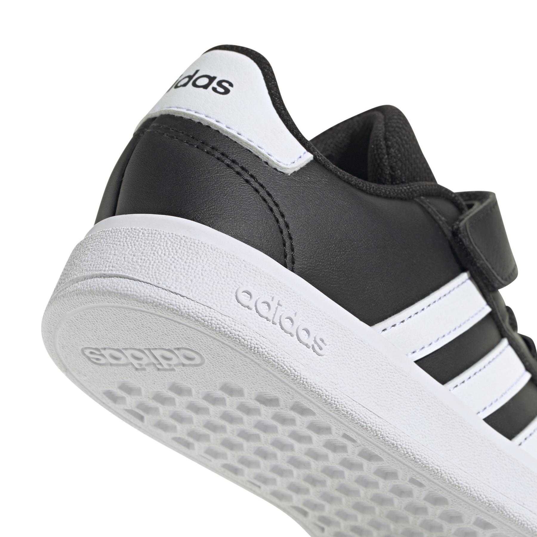 product/a/d/adidas_ie5995_8_footwear_photography_detail_view_1_white.jpg