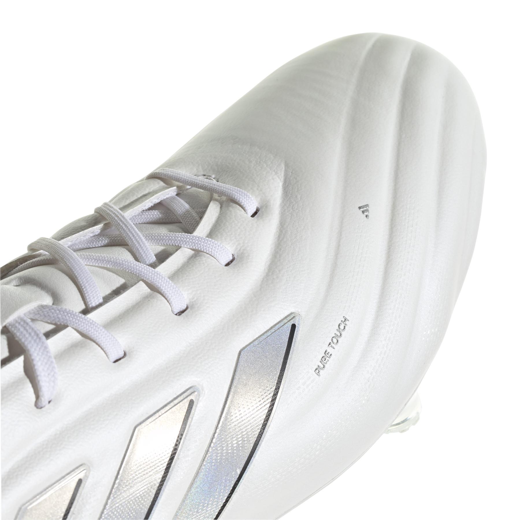product/a/d/adidas_ie7488_7_footwear_photography_detail_view_1_white.jpg