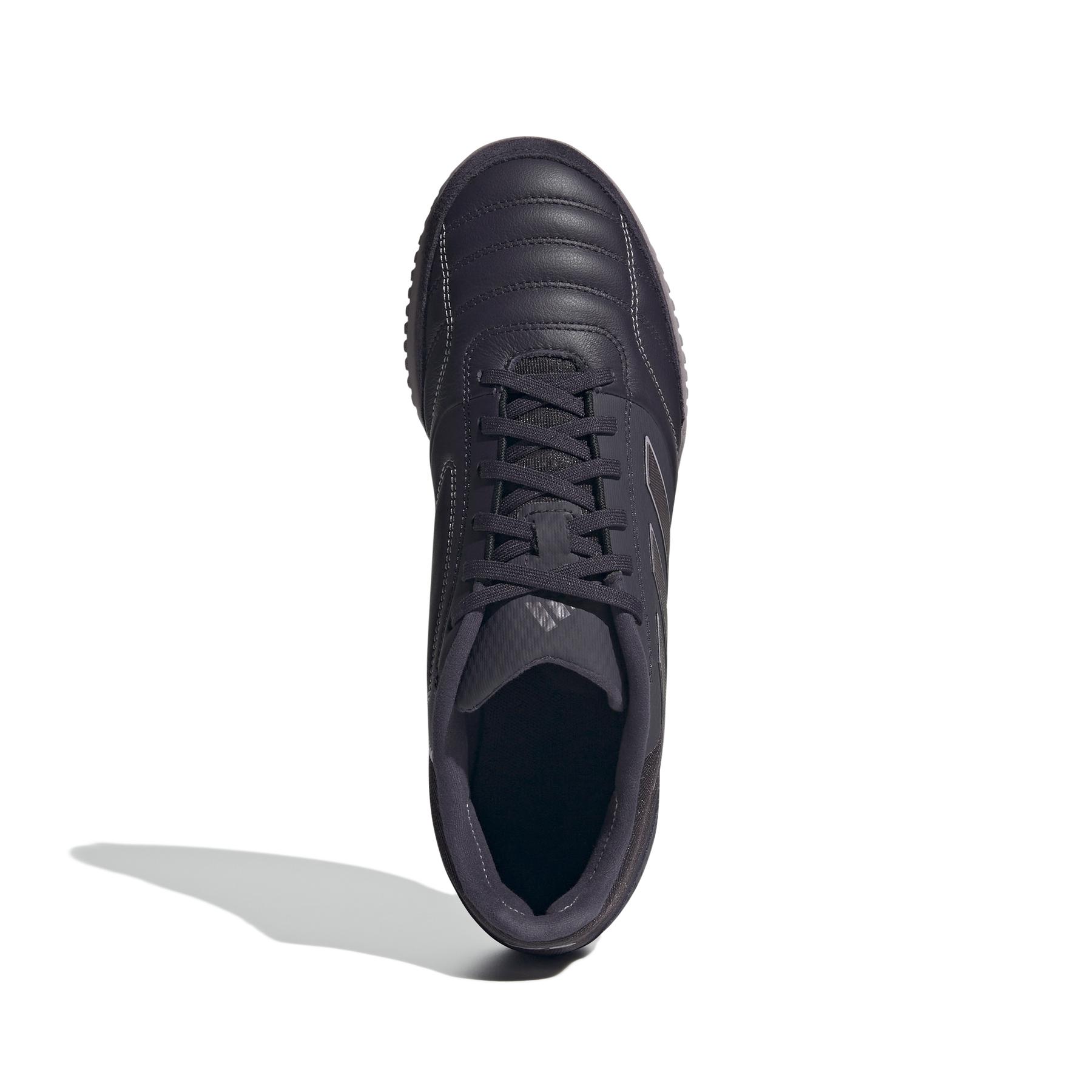 product/a/d/adidas_ie7550_2_footwear_photography_top_portrait_view_white.jpg