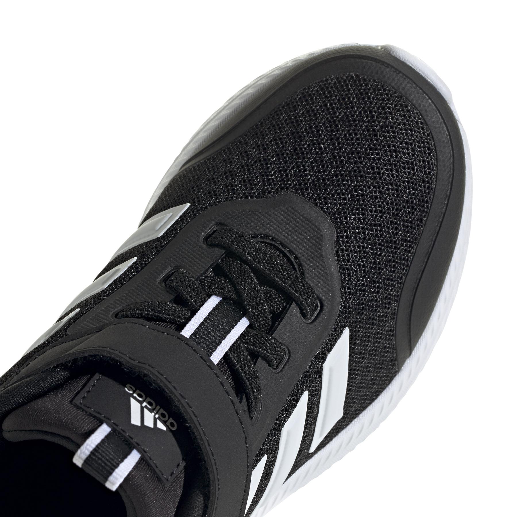 product/a/d/adidas_ie8470_9_footwear_photography_detail_view_2_white-nw052424.jpg